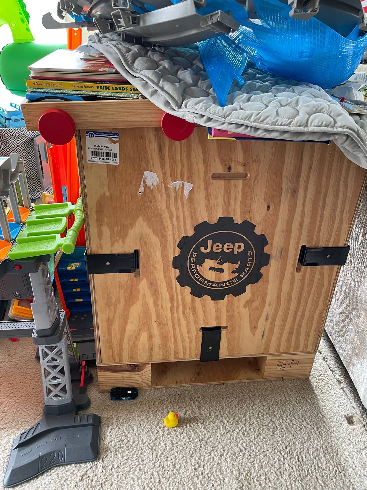 Jeep Gladiator Free crate from Jeep 2 inch lift IMG_3138
