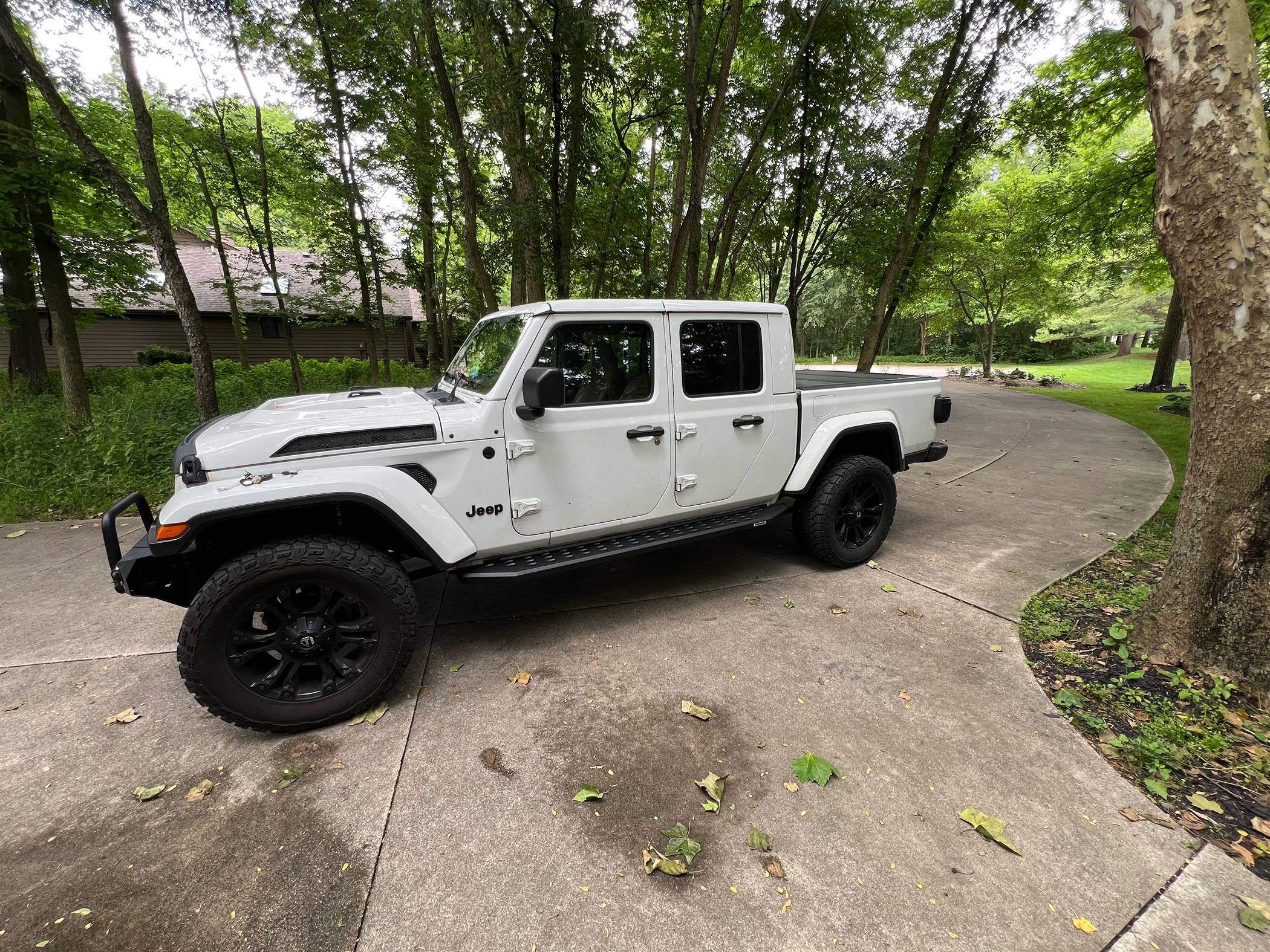 Jeep Gladiator 2020 Gladiator Overland 3.6L IMG_9649