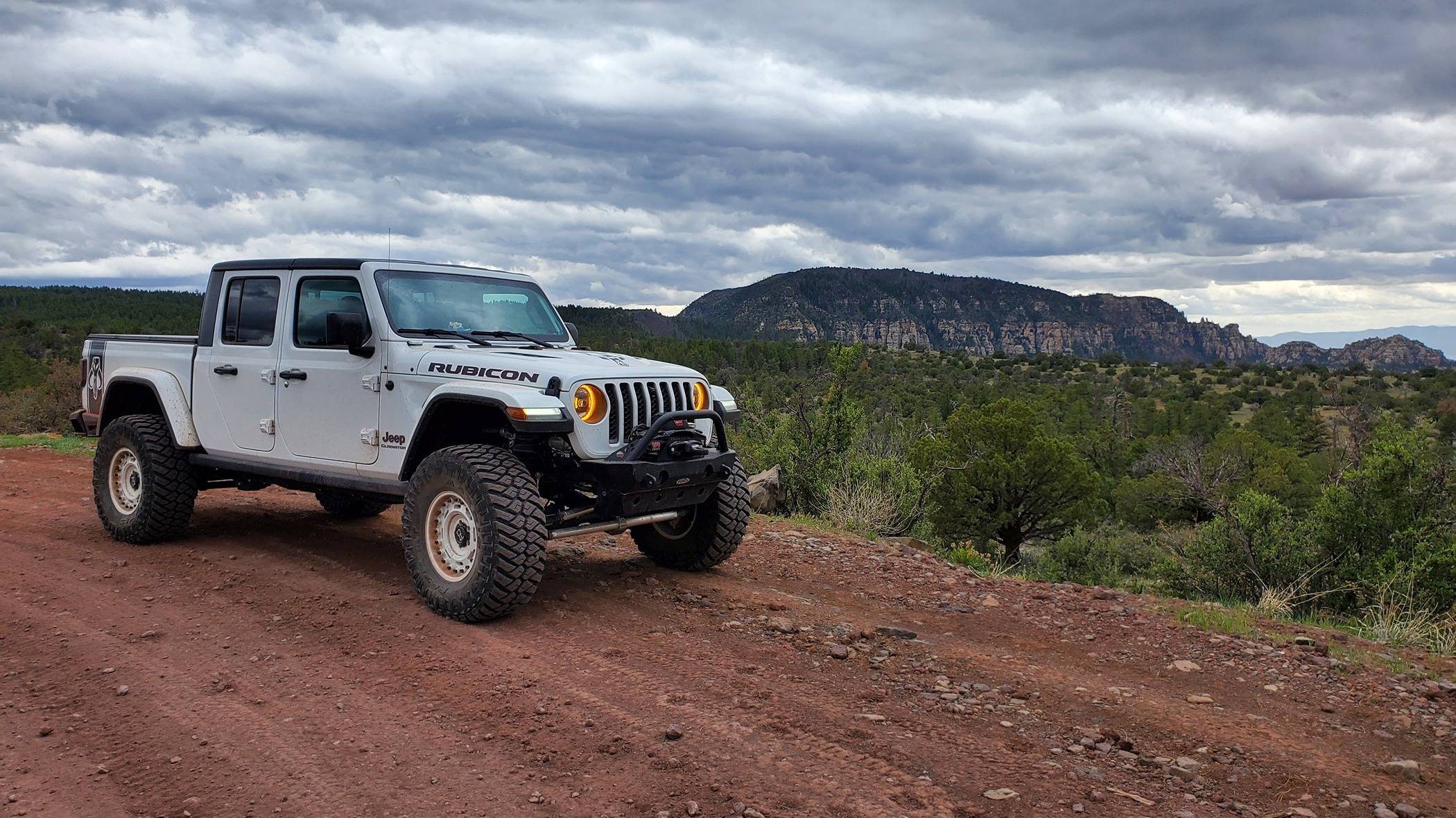 Jeep Gladiator Gladiator Glamour Shots 20240426_132153