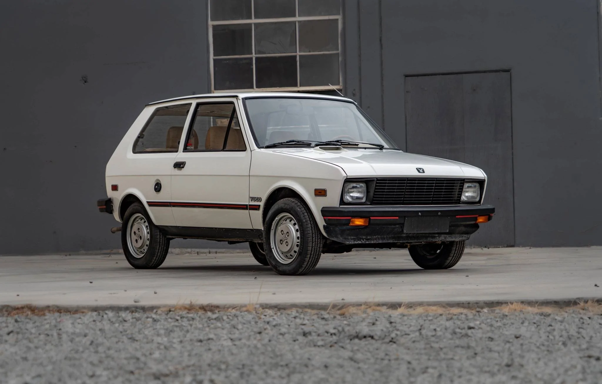 Jeep Gladiator Bed is made of a tin can 1988-Yugo-GVL-6