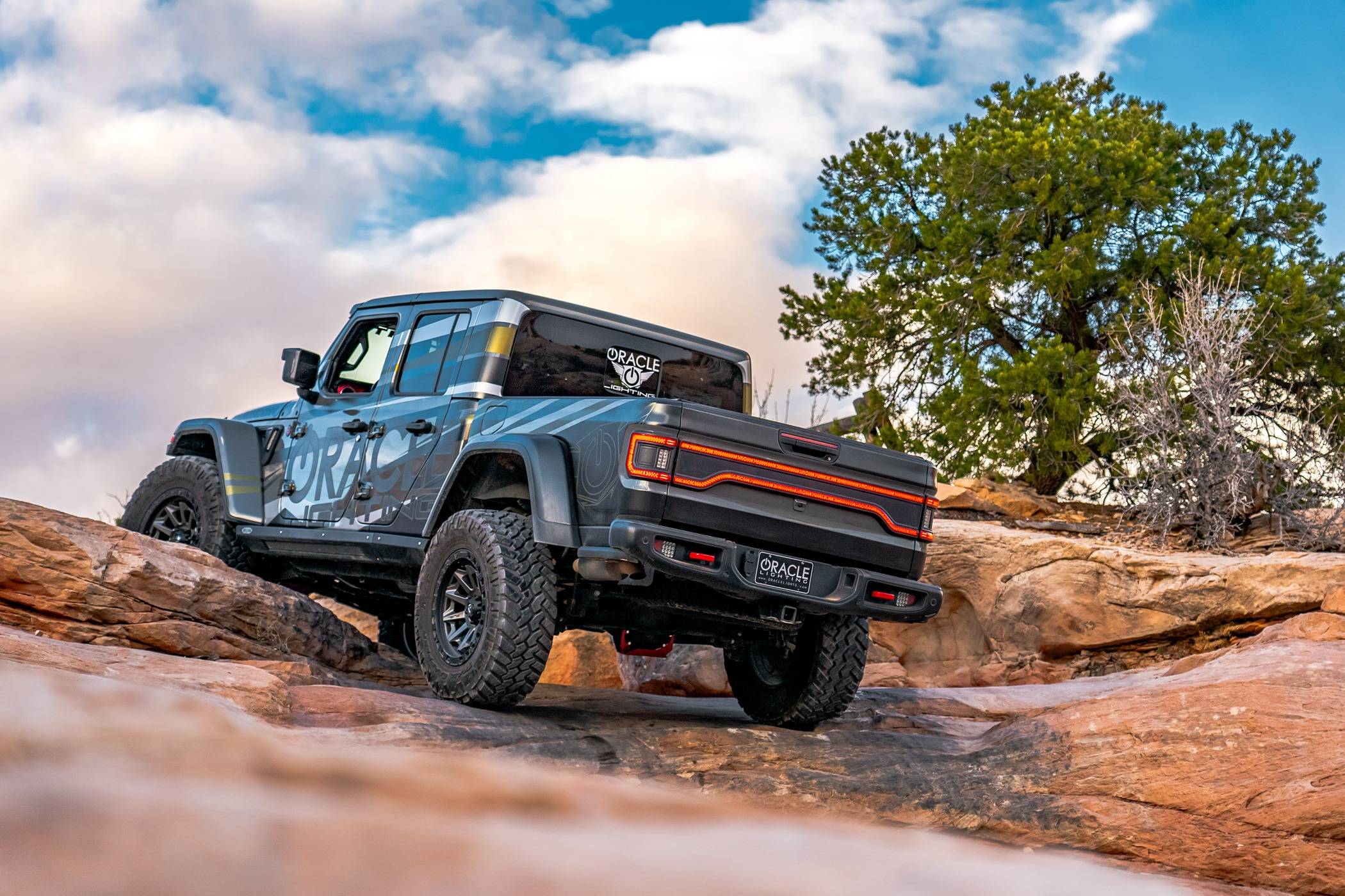 Jeep Gladiator ORACLE Lighting Now Texts! DSC07172
