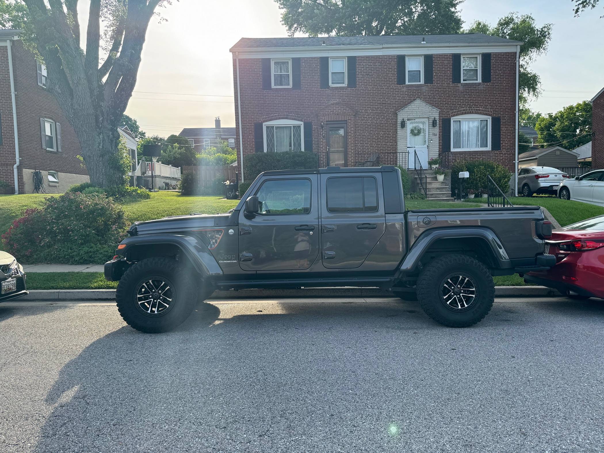 Jeep Gladiator Added 2024 Willys XR rims on 2021 Gladiator Overland IMG_0744