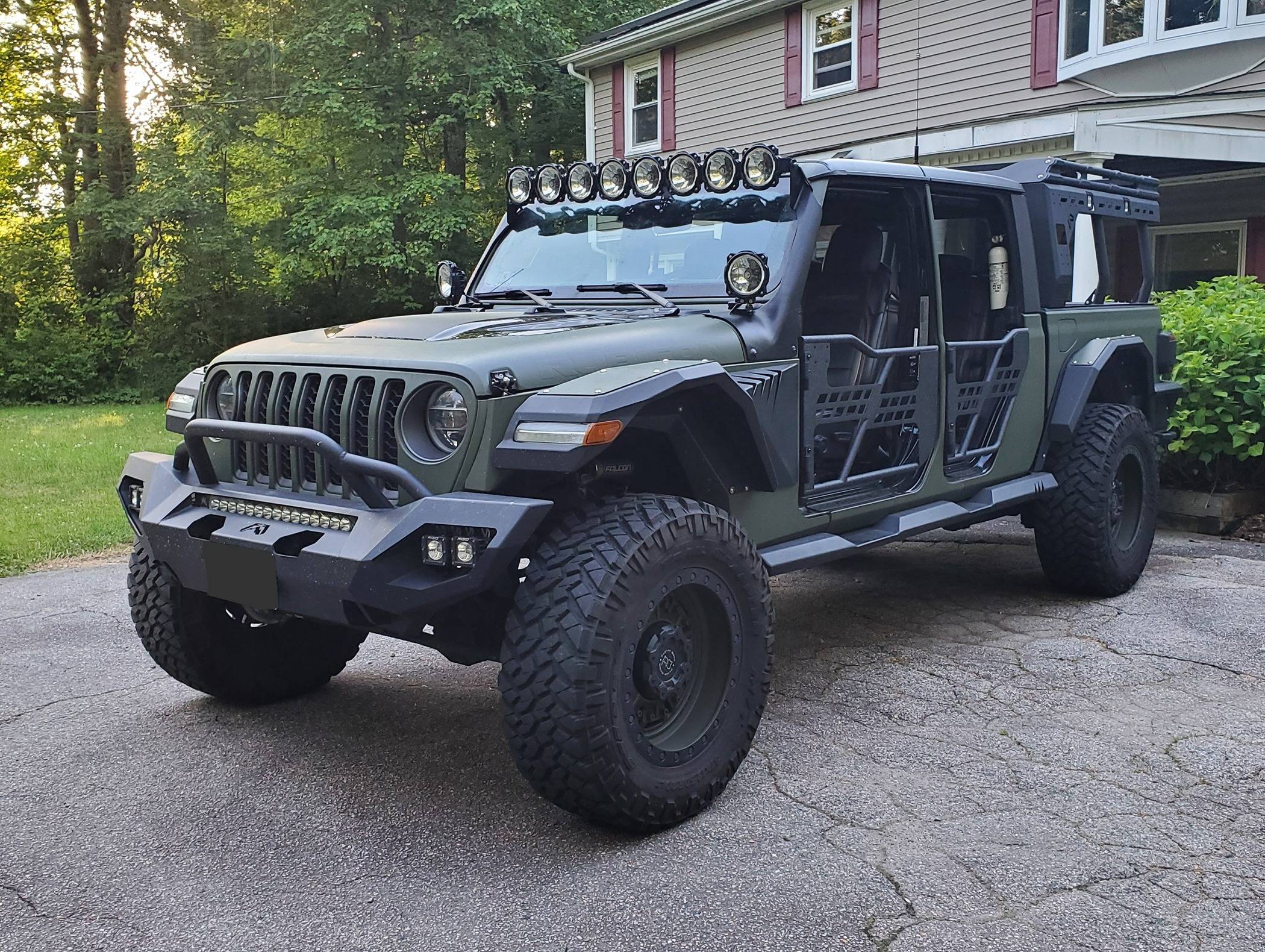 Jeep Gladiator Fall/Winter vs Spring/Summer Sanitized 7