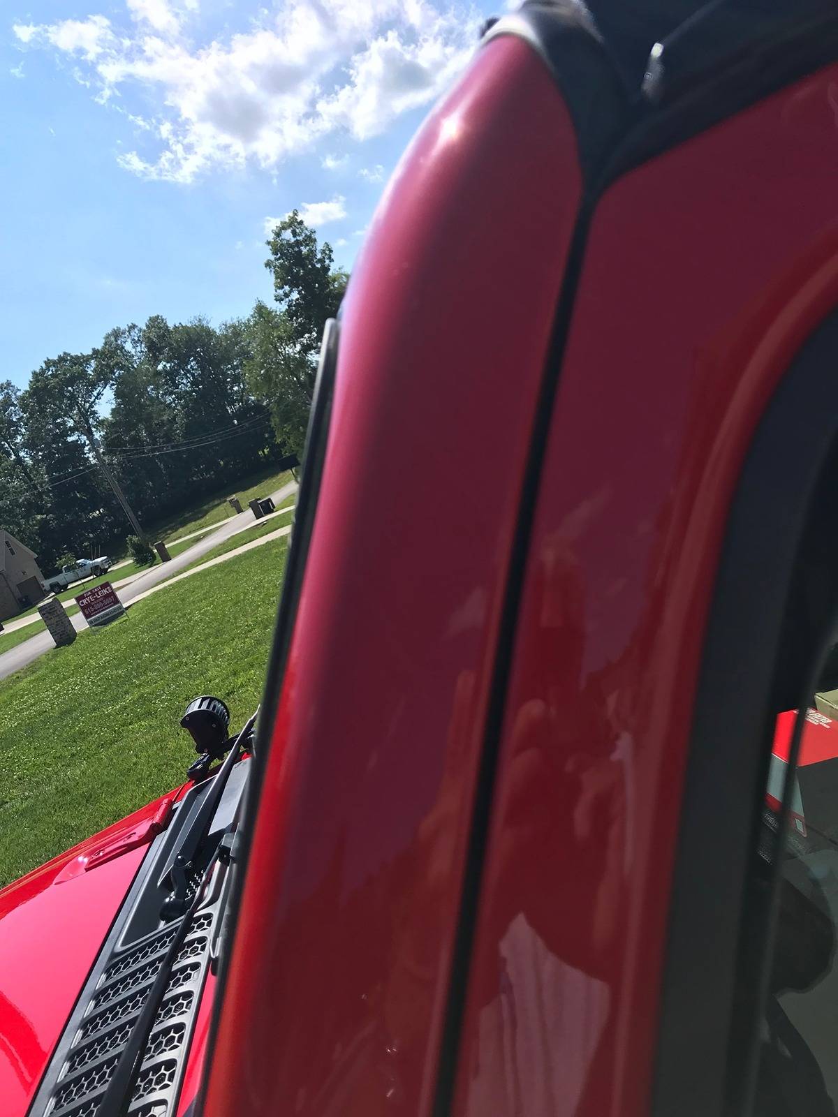 Jeep Gladiator New Jeep with 1100 Miles Windshield coming out of frame??? IMG_4442