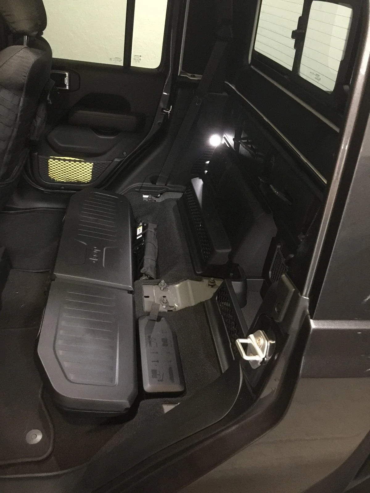 Jeep Gladiator Rear Seats Removal (Rear Seat Delete) IMG_2394