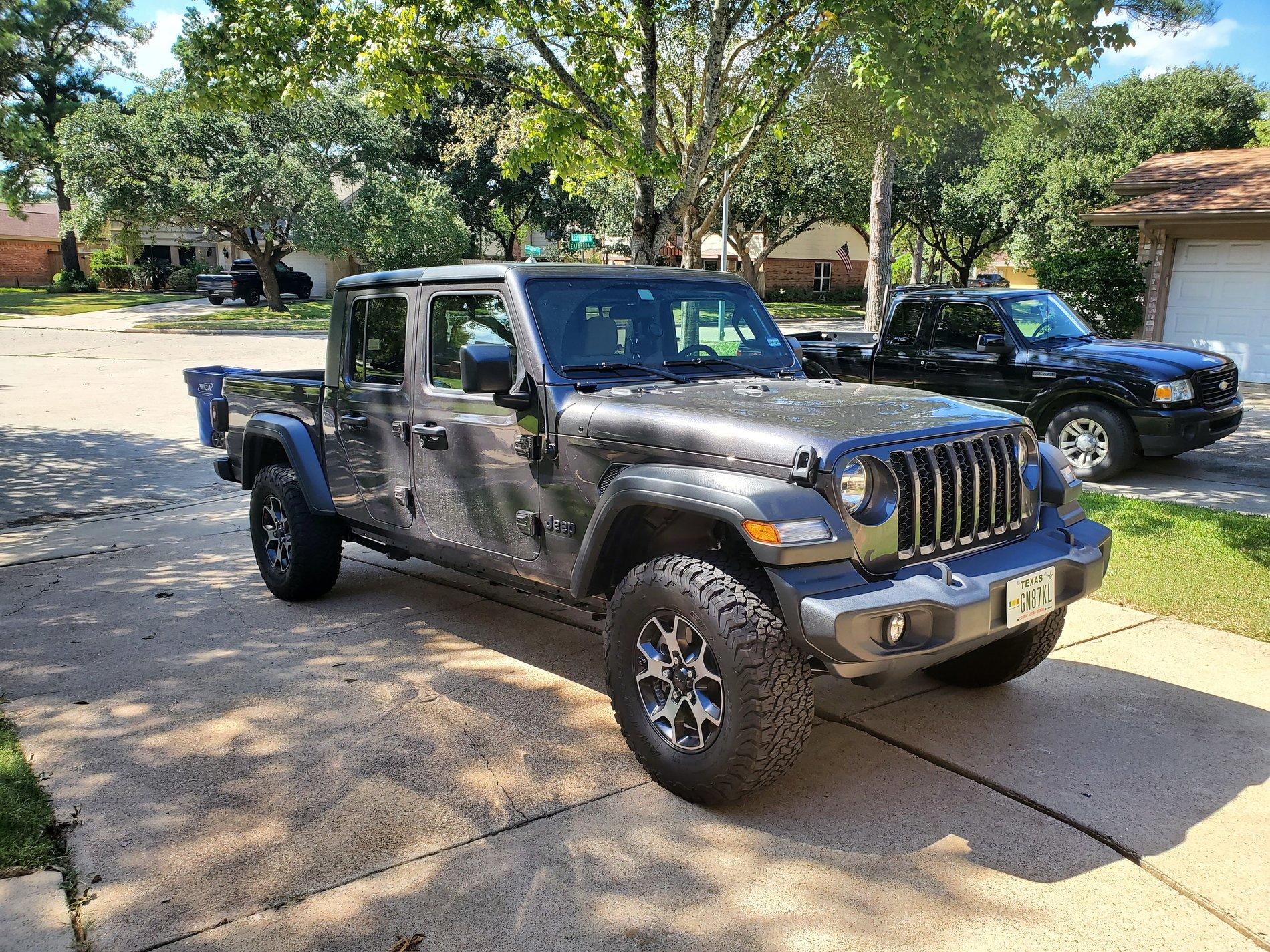 Jeep Gladiator Favorite modification? (Fun thread) 20191010_142825