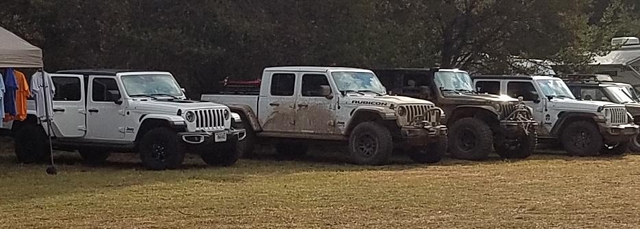 Jeep Gladiator BRIGHT WHITE Gladiator JT Club 20191013_083741