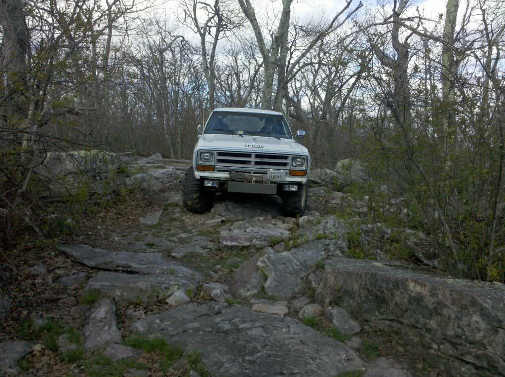 Jeep Gladiator So I need a crash course in off-roading and drive modes. yfoXqPY