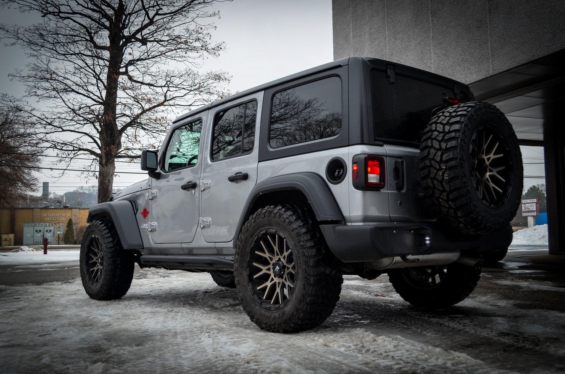 Jeep Gladiator BLACK FRIDAY PRICING STARTS NOW! ACEJLRS4DR-CC-HighRes