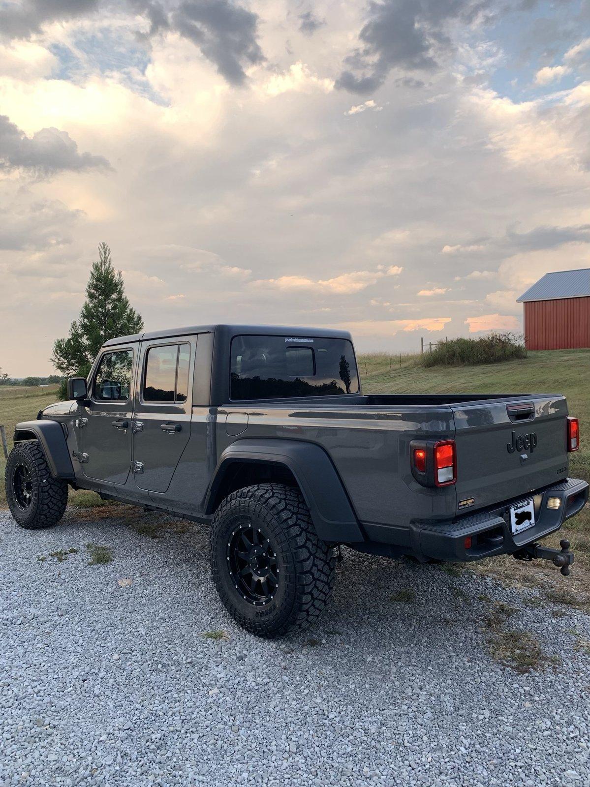Jeep Gladiator STING GRAY Gladiator JT Club 70561B8A-9CC5-4AAD-92AA-F5E3C5EDED25