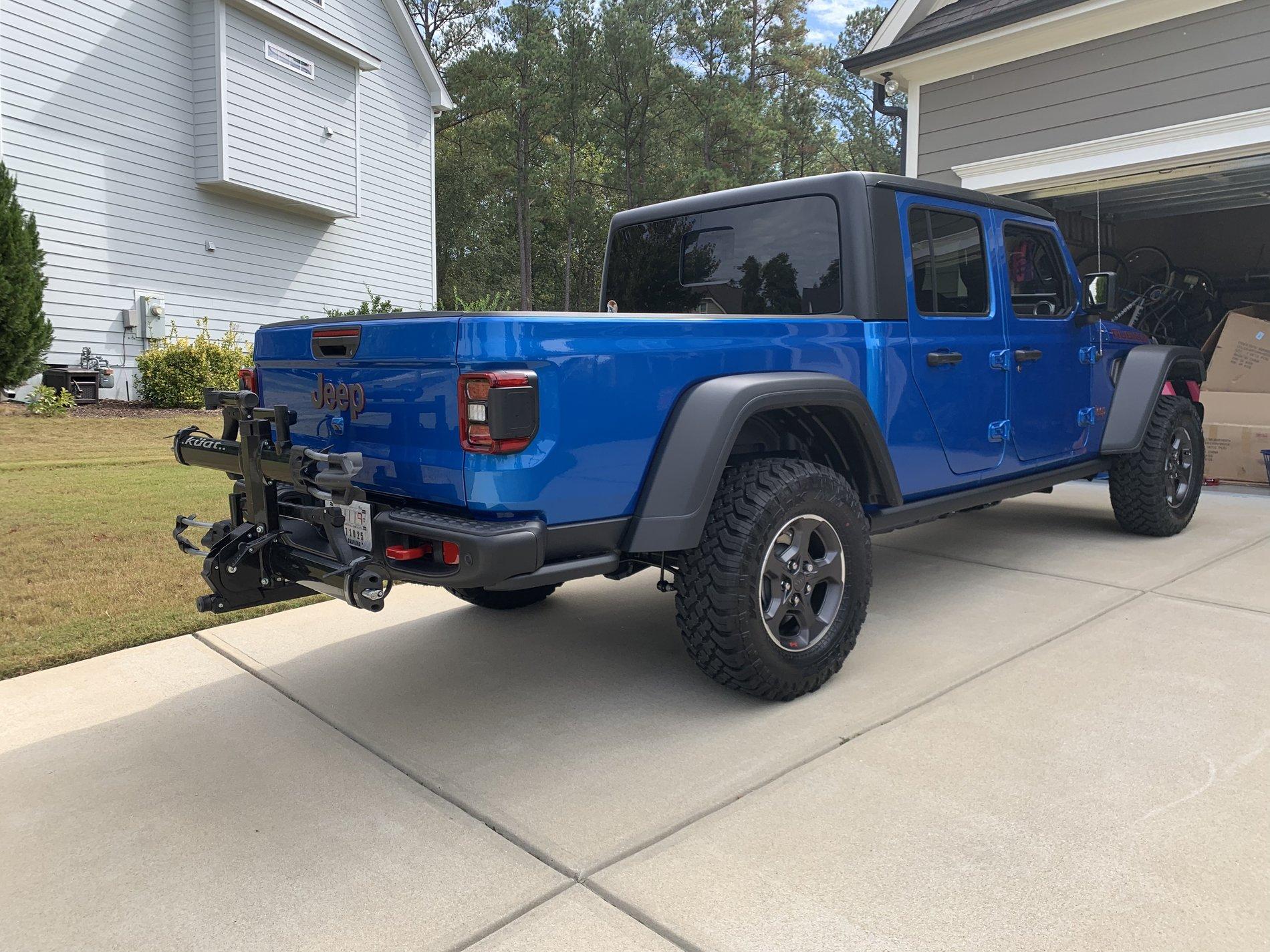 Jeep Gladiator HYDRO BLUE PEARL Gladiator JT Club 178071CA-69E7-4441-840C-5B9F3F0684D3