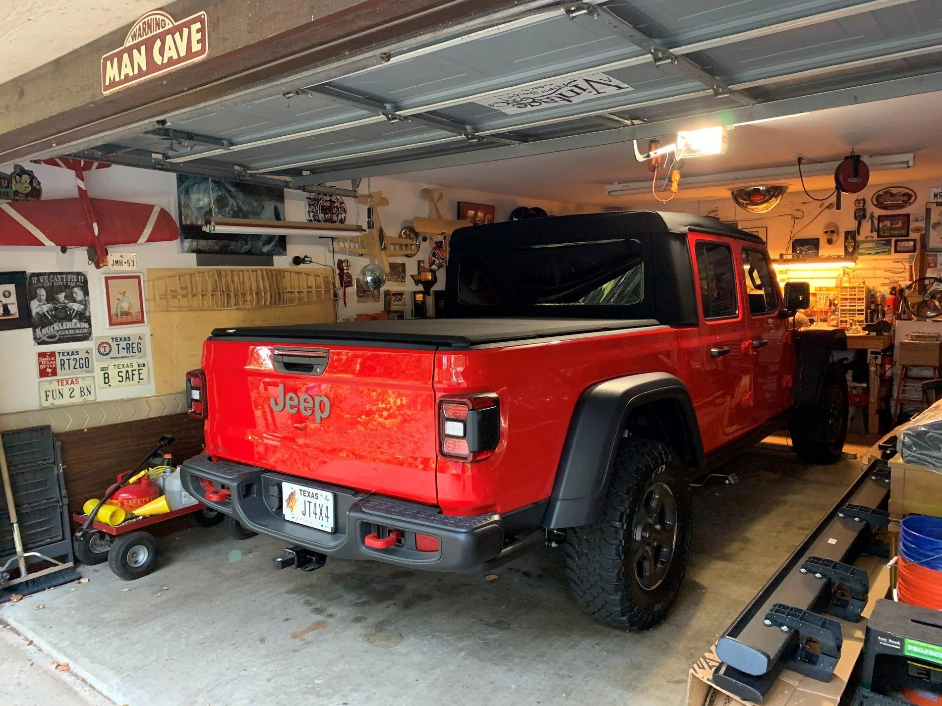 Jeep Gladiator YES!!!! it fits in the garage oct 2019