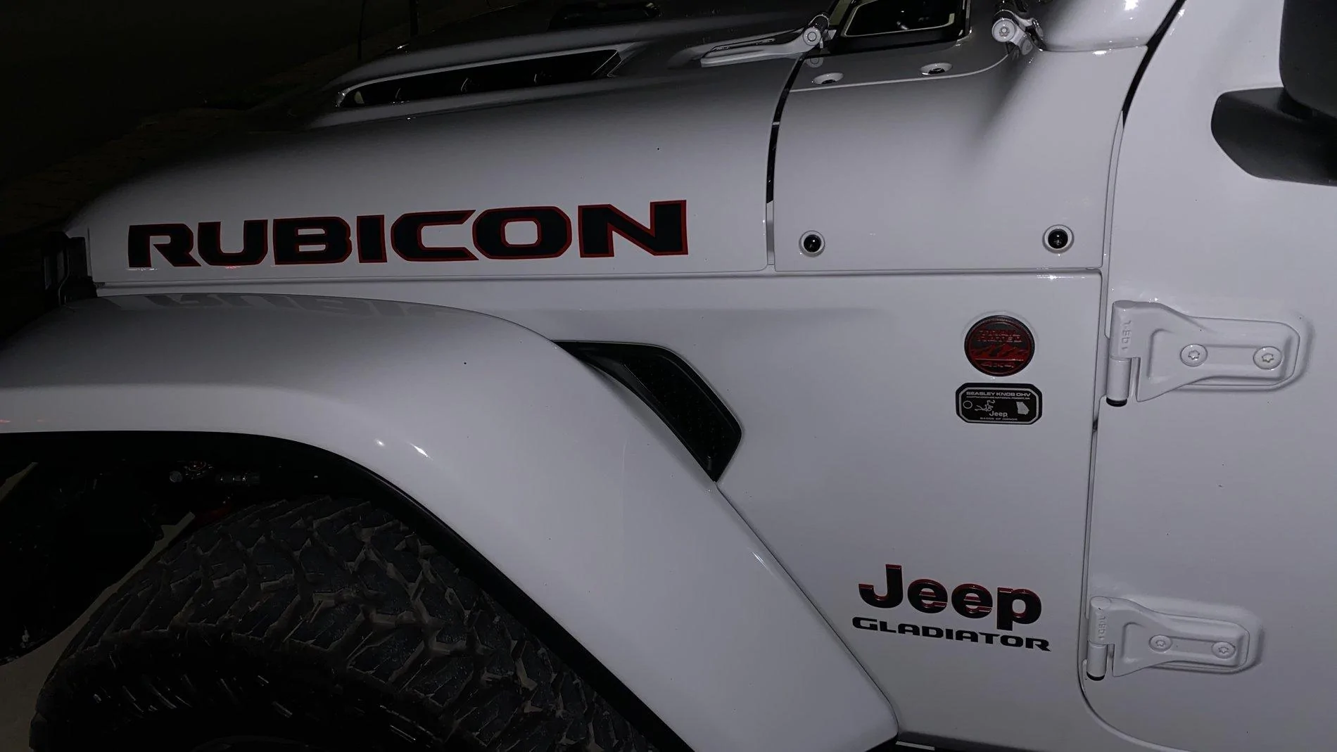 Jeep Gladiator What did you do WITH your Gladiator today? 99D4EC10-AA57-4636-BFEF-0DF2D2C47395