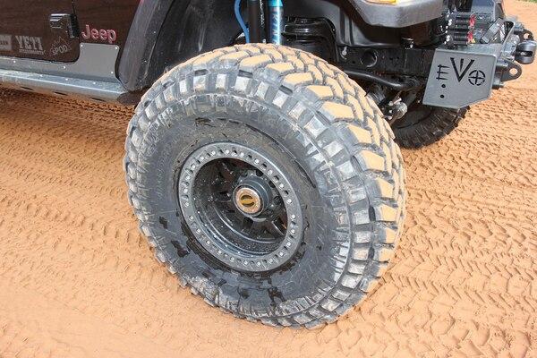 Jeep Gladiator Not my build: "Overland Gladiator Crawling on 40's & Camping in Style" 05-2020-overland-gladiator-wheel-tire