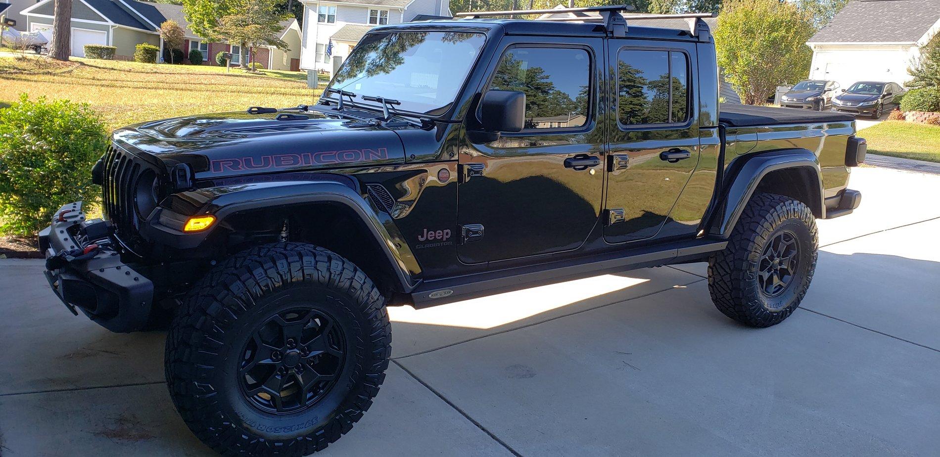 Jeep Gladiator Gladiator Launch Edition build 20191012_094442