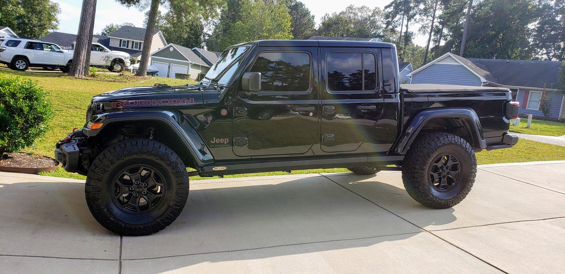 Jeep Gladiator Husband Gladiator and Wife JL build(s) 20191001_155008