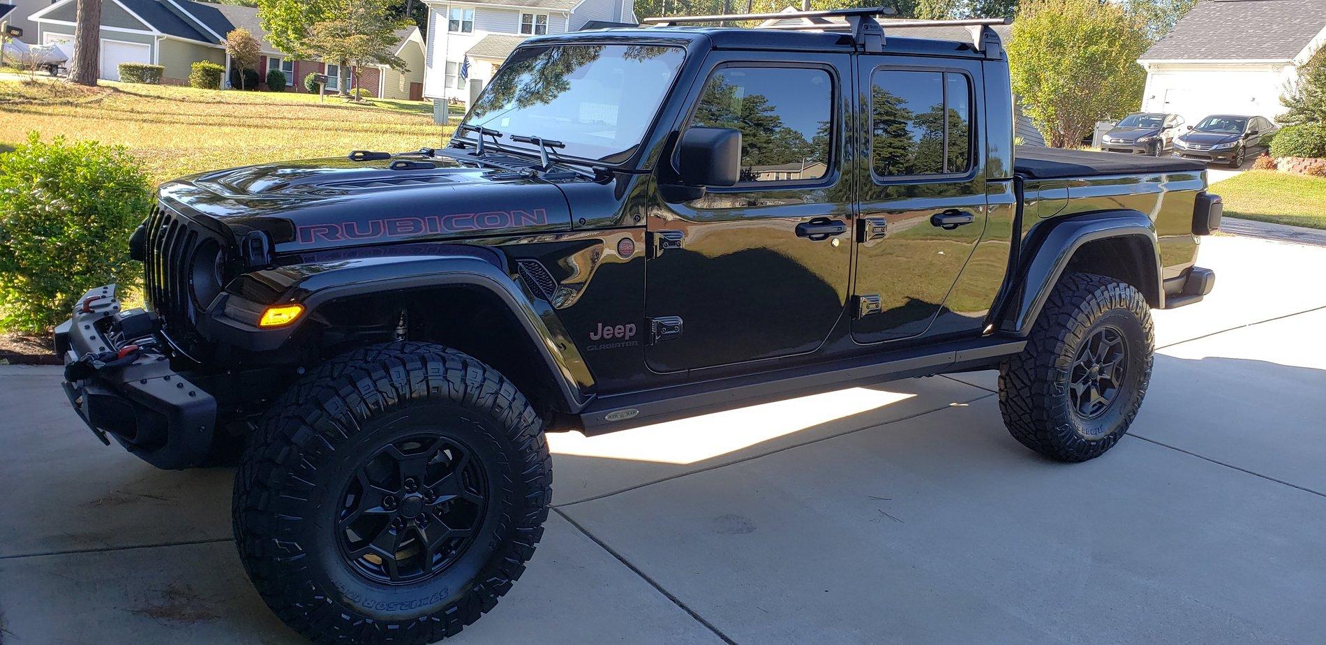 Jeep Gladiator Husband Gladiator and Wife JL build(s) 20191012_094442
