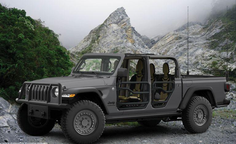 Jeep Gladiator Jeep Gladiator XMT Light Tactical Vehicle announced by FCA and AM General jeep-gladiator-xmt-photo8-1571149962