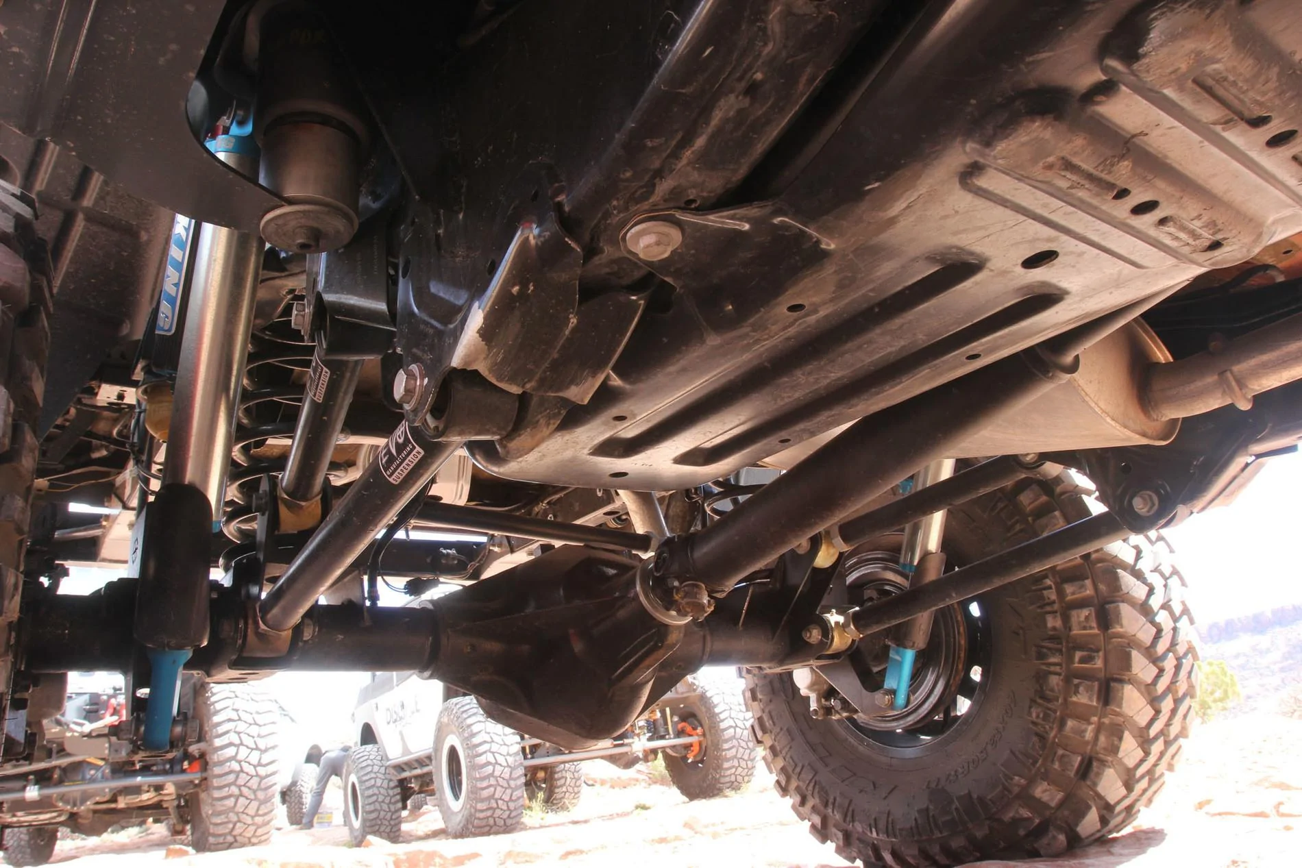 Jeep Gladiator Not my build: "Overland Gladiator Crawling on 40's & Camping in Style" 13-2020-overland-gladiator-rear-susp1