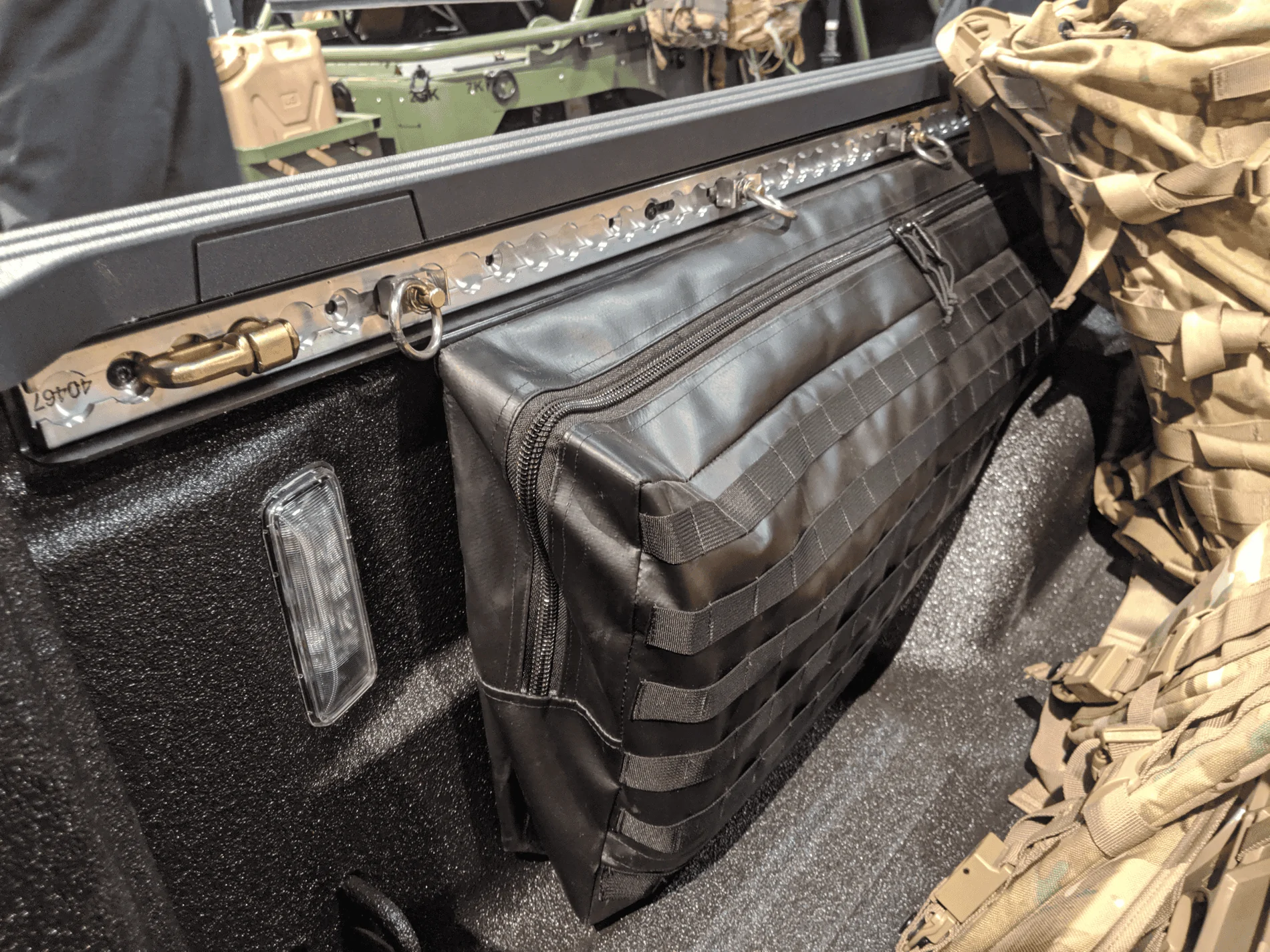 Jeep Gladiator Jeep Gladiator XMT Light Tactical Vehicle announced by FCA and AM General upload_2019-10-15_19-12-16