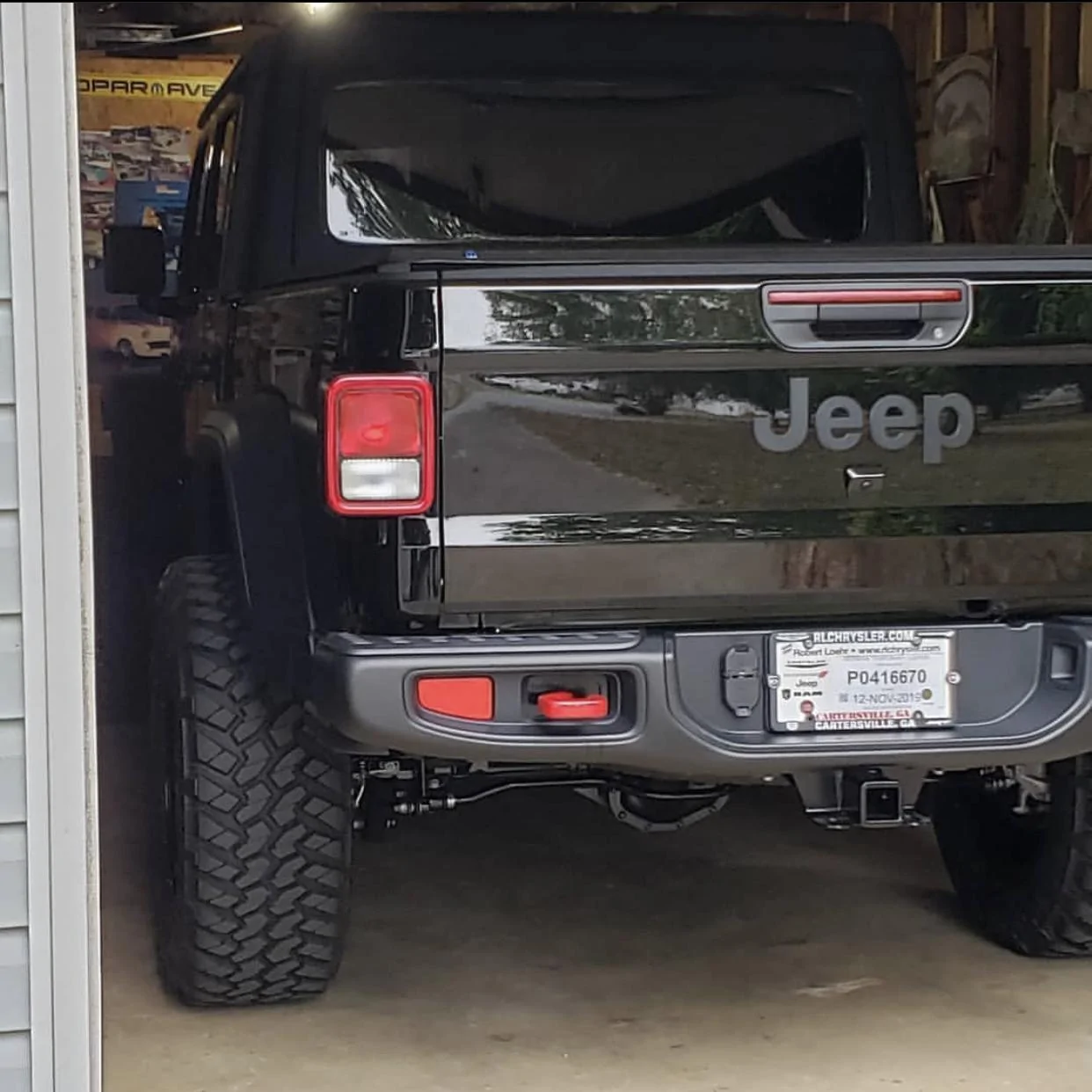 Jeep Gladiator BLACK Gladiator JT Club 79CA253C-092D-4ECD-89CA-7E7A24D4B5EC