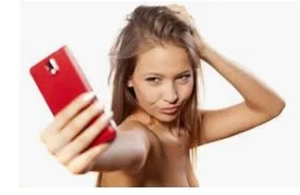 hot mom.webp
