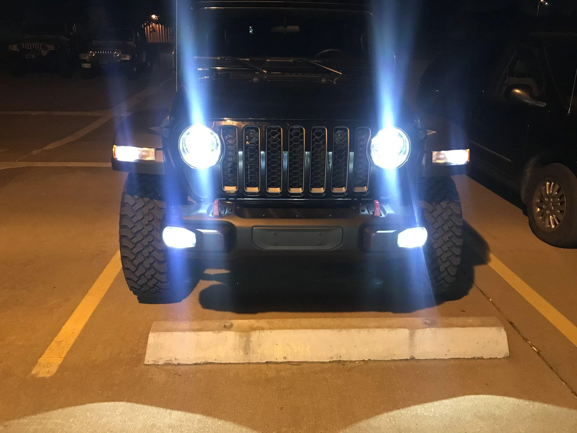 Jeep Gladiator Upgraded headlights to OEM LED C9317C61-6720-4D05-BD67-D58F69B5ED67