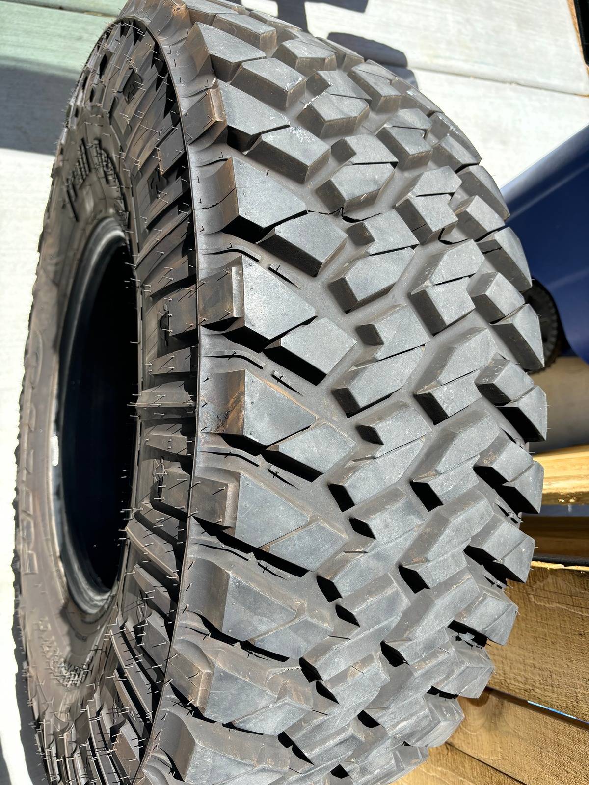 Jeep Gladiator 38x13.50R17 Nitto Trail Grappler MTs (5) $2700 IMG_8467