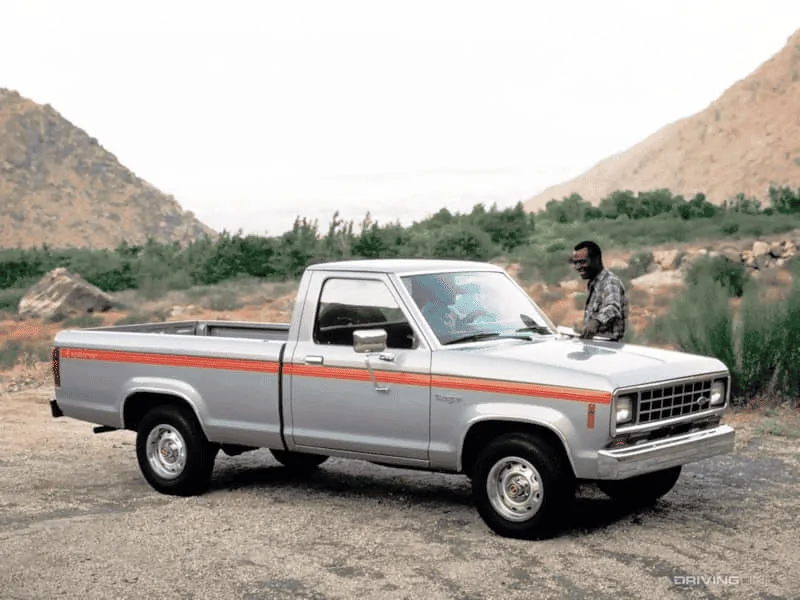 Jeep Gladiator I've never seen a 2dr Gladiator mockup i've ever liked before... this has changed my mind 1717857224152-pf