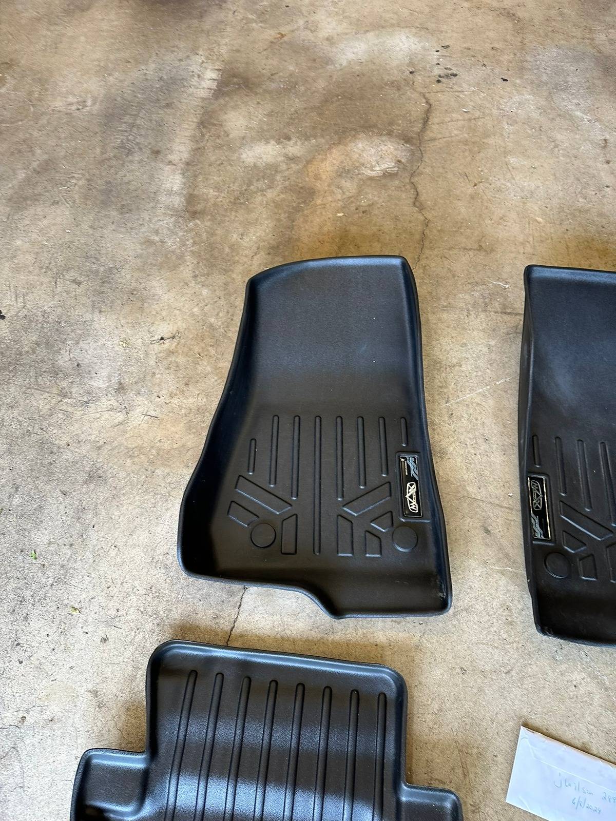 Jeep Gladiator Maxliner Floor liners Front and Rear IMG_1941.JPEG