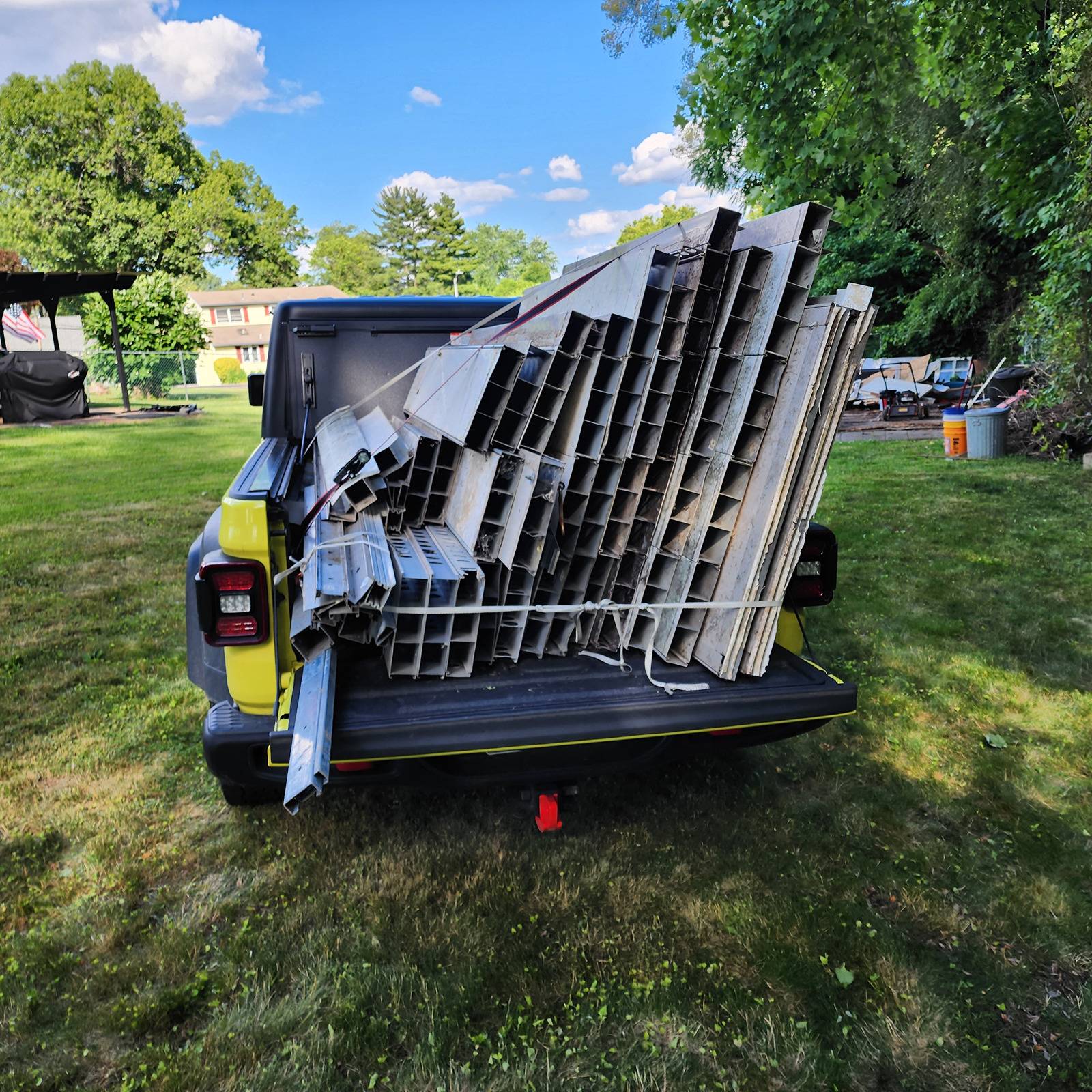 Jeep Gladiator What did you HAUL in your JT today? 1000010406