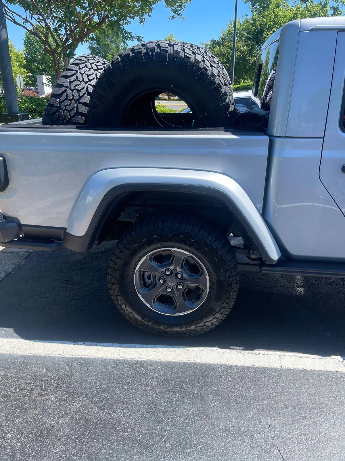 Jeep Gladiator Rubi wheels and Tires (4+spare) IMG_5742