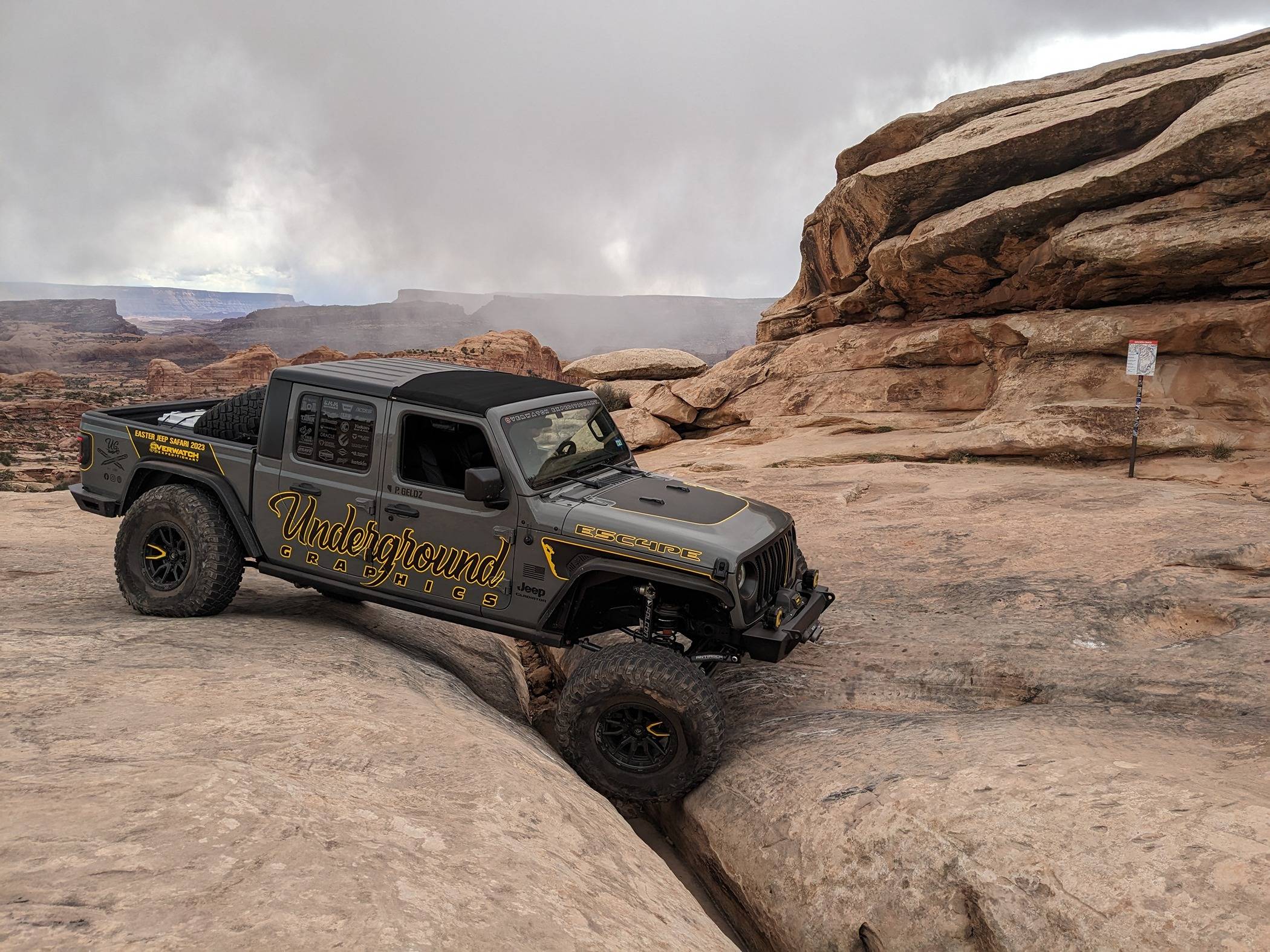 Jeep Gladiator Jeep Gladiator On The Rocks Decals Kit pxl_20230405_221728294