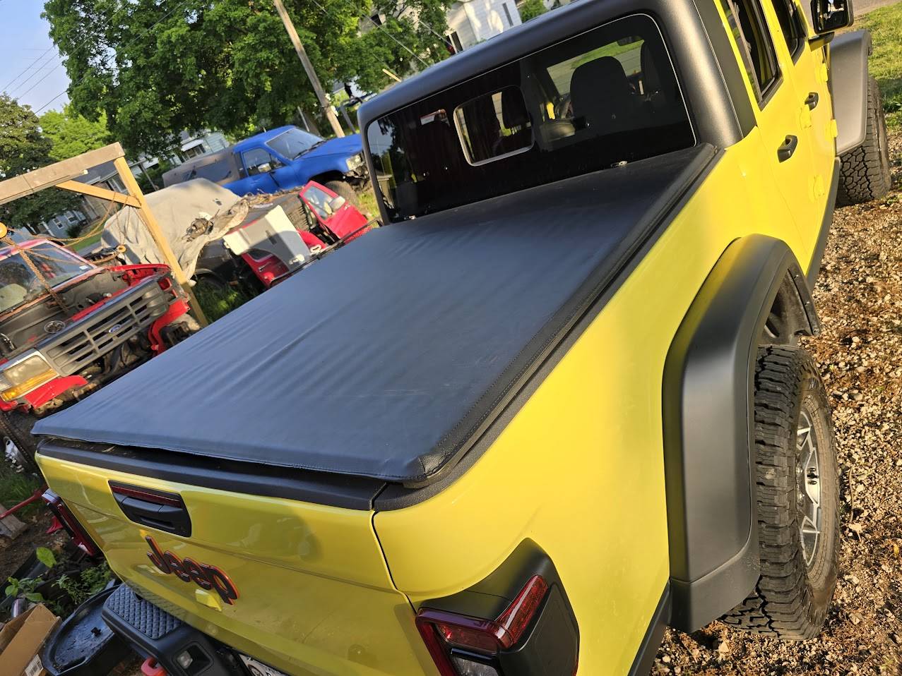 Jeep Gladiator Bed cover? 20240604_200431