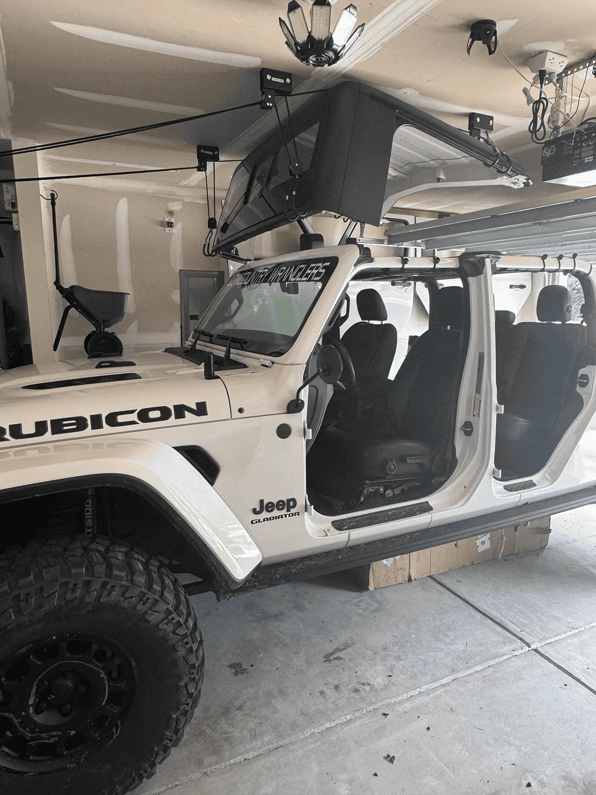Jeep Gladiator Another DIY hardtop hoist……. IMG_4105