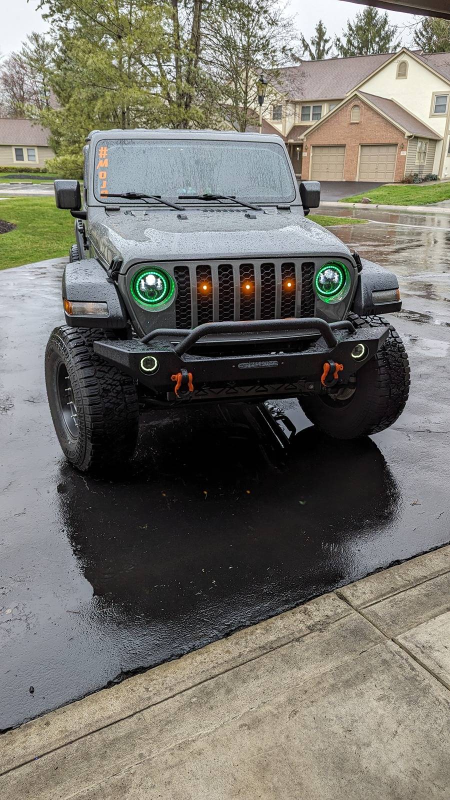 Jeep Gladiator 2020 Sport fenders and inner liners $300 obo PXL_20240306_161741204