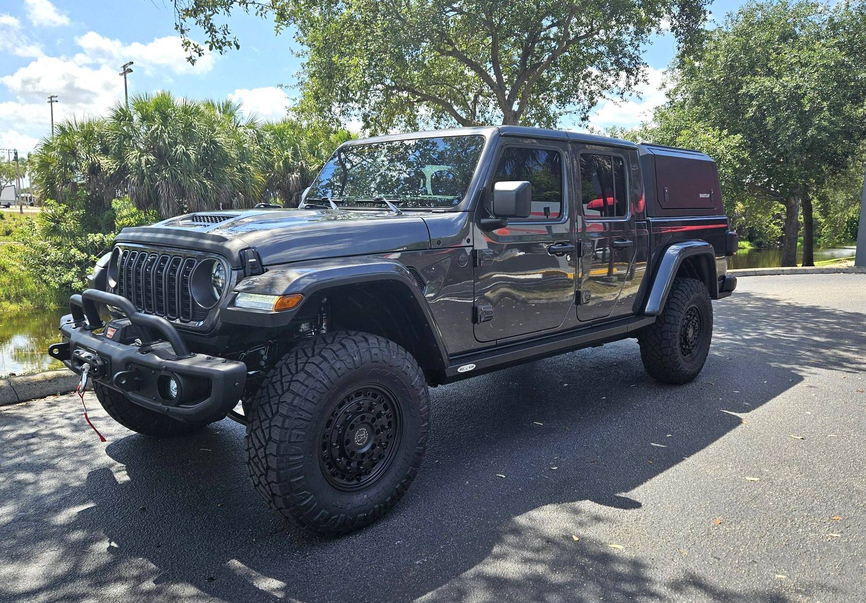 Jeep Gladiator GRANITE CRYSTAL JT Gladiator Club 1000000914-2