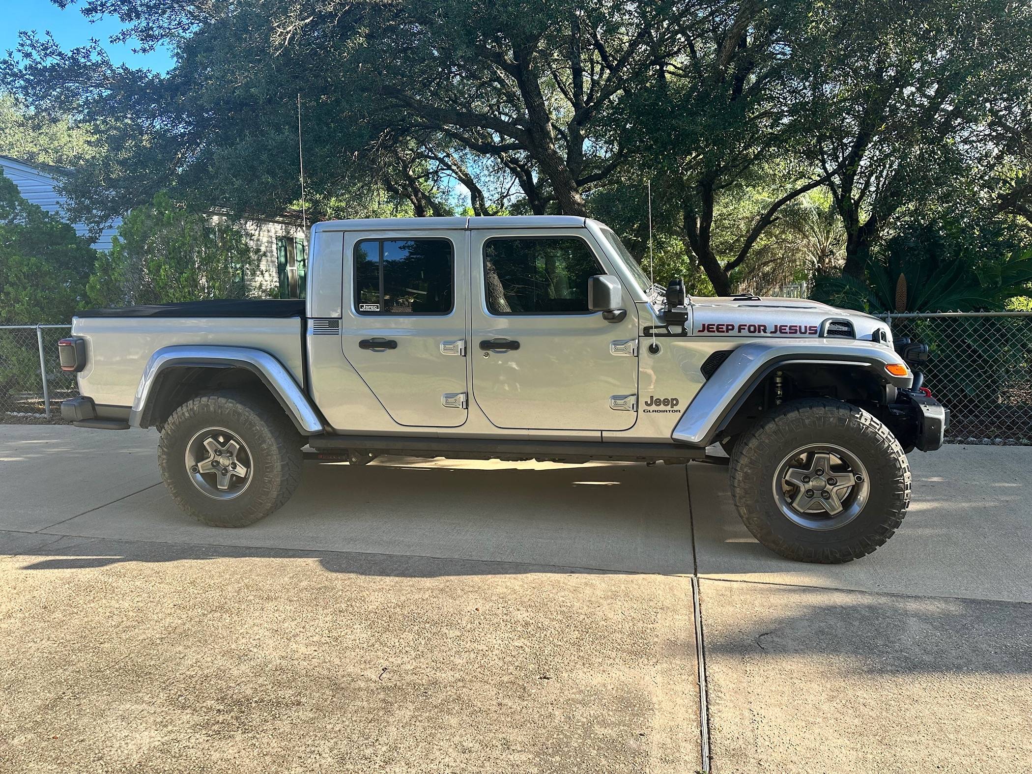 Jeep Gladiator JKS Manufacturing Lift Kit IMG_1100