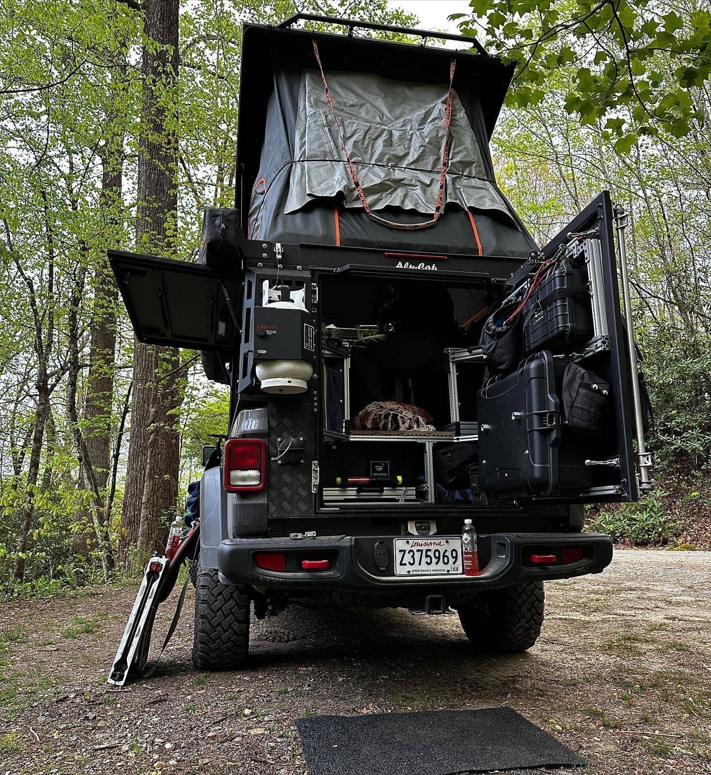Jeep Gladiator Alu-Cab Canopy Camper Roll Call IMG_2004_Original