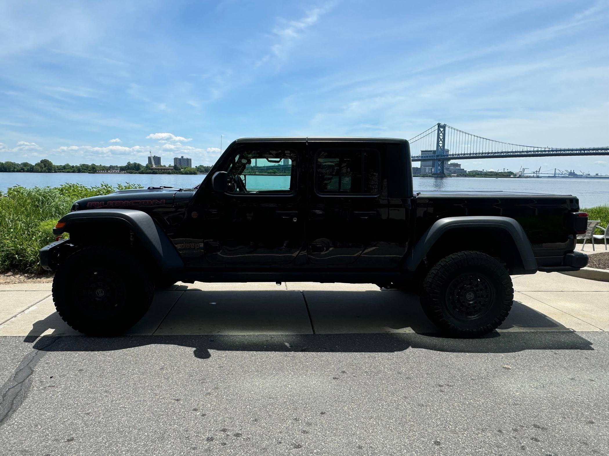 Jeep Gladiator 2021 Jeep Rubicon - 6 Speed Manual - $37,900 Photo Jun 16 2024, 12 32 51 PM