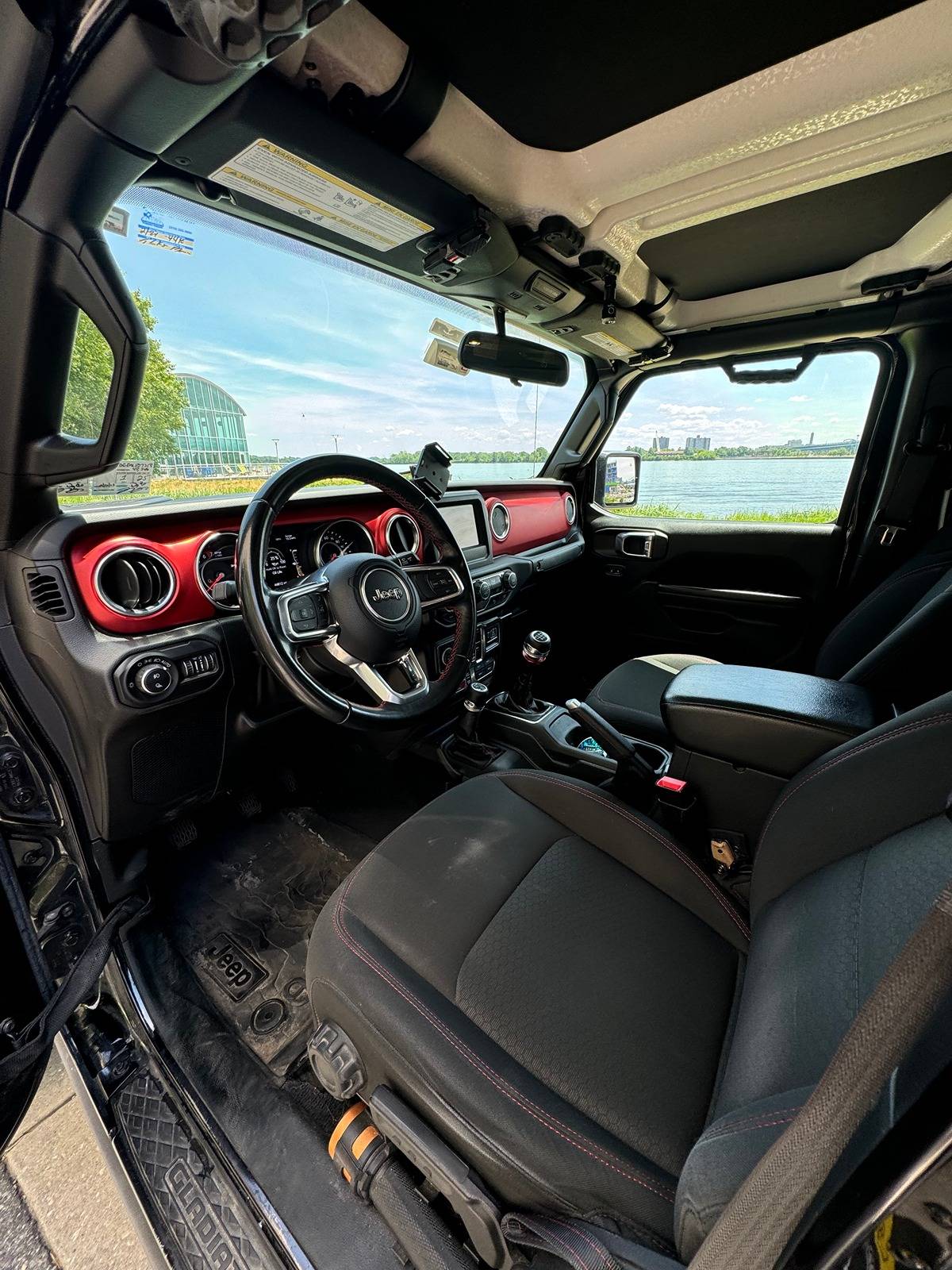 Jeep Gladiator 2021 Jeep Rubicon - 6 Speed Manual - $37,900 Photo Jun 16 2024, 12 36 15 PM