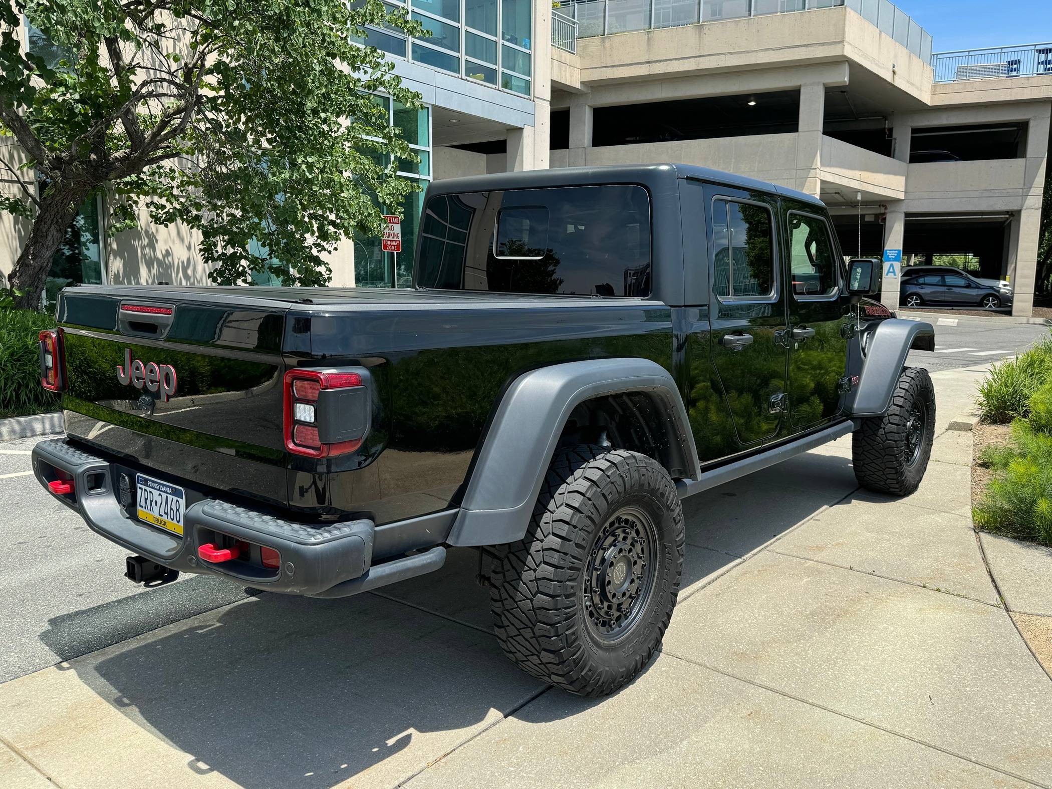 Jeep Gladiator 2021 Jeep Rubicon - 6 Speed Manual - $37,900 Photo Jun 16 2024, 12 34 18 PM