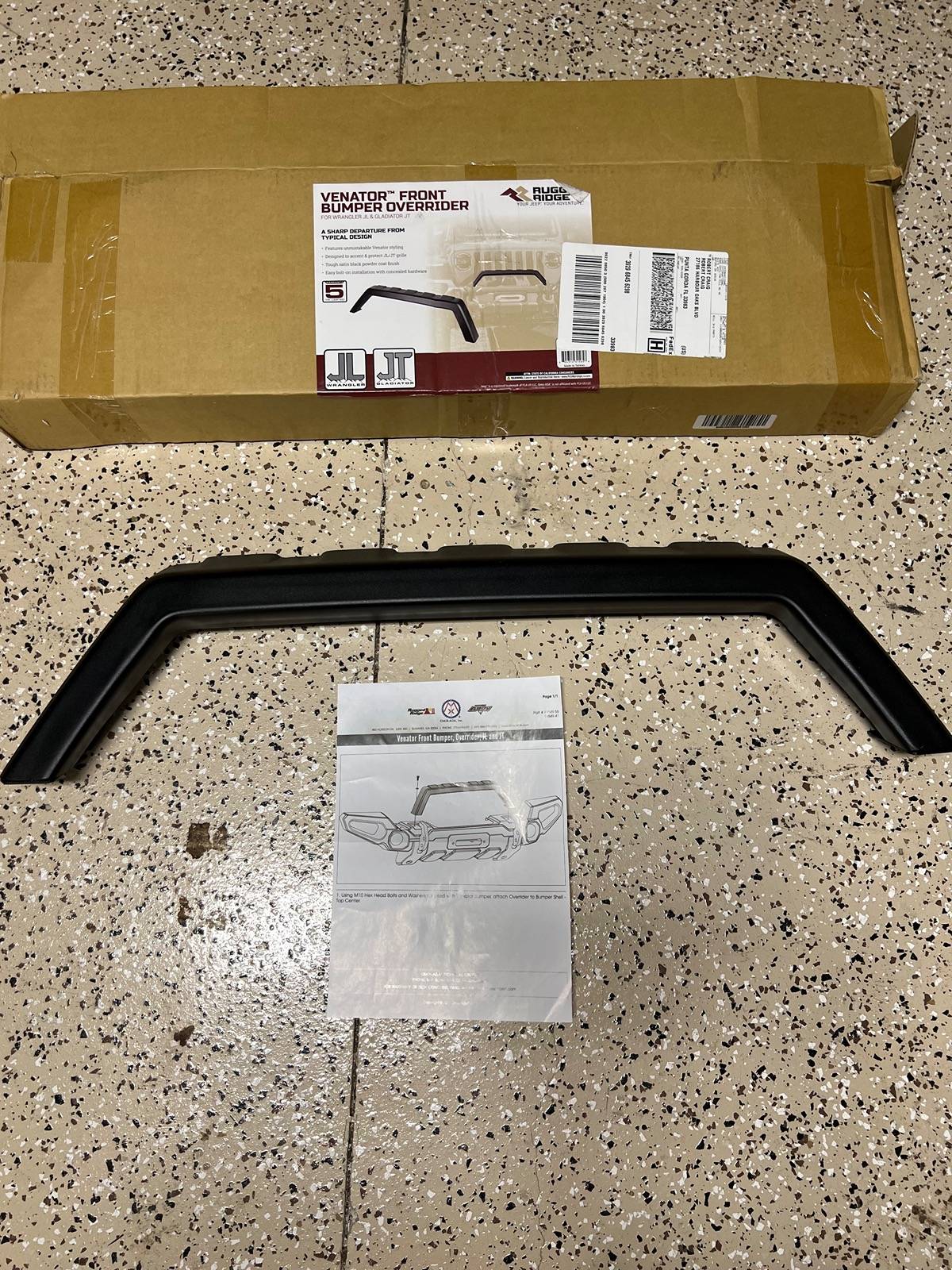 Jeep Gladiator Rugged Ridge Venator Front Bumper Overrider Bar $100 IMG_9024