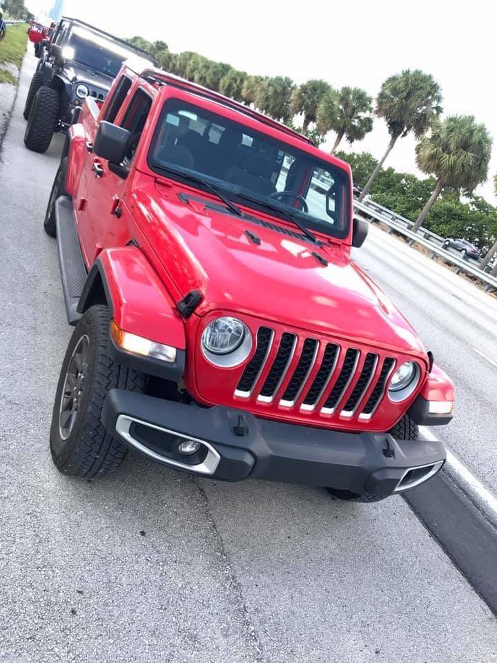 Jeep Gladiator 2020 Jeep Gladiator Overland 51,932 Miles Miami, Florida IMG_9315.JPG
