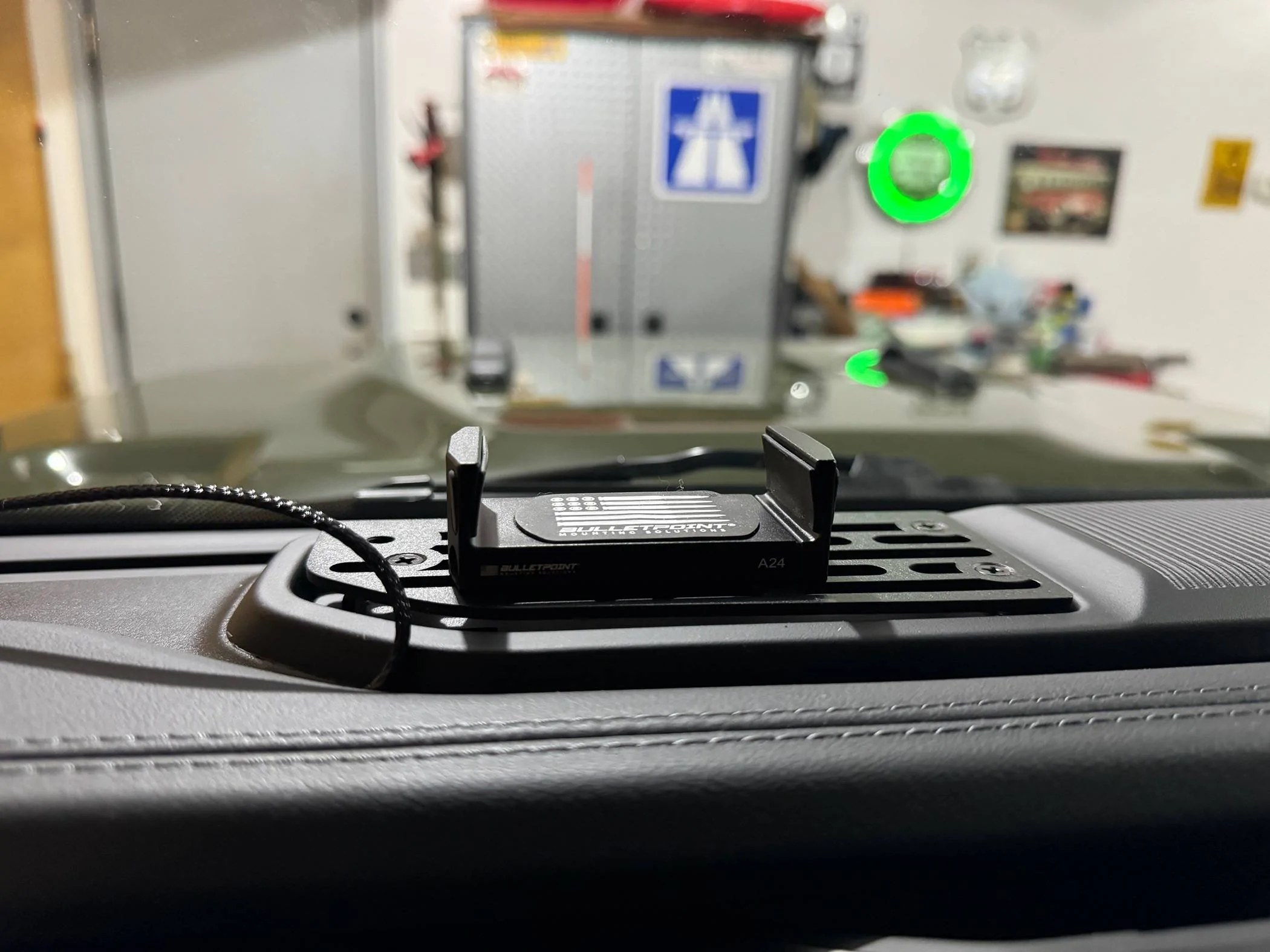 Jeep Gladiator Radar detector hard wire project IMG_8092