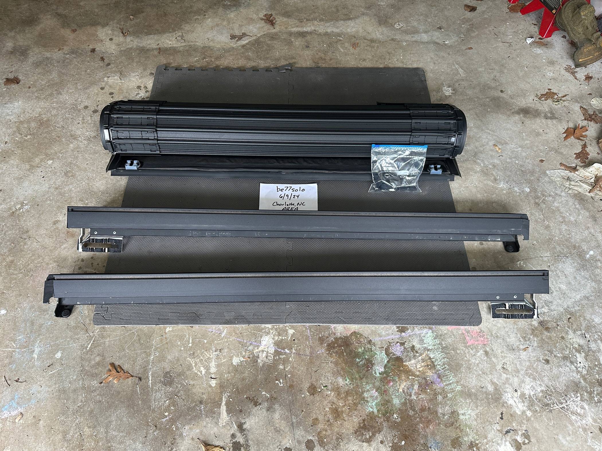 Jeep Gladiator BAK Revolver X4S Roll-Up Tonneau Cover 20240609_201443920_iOS