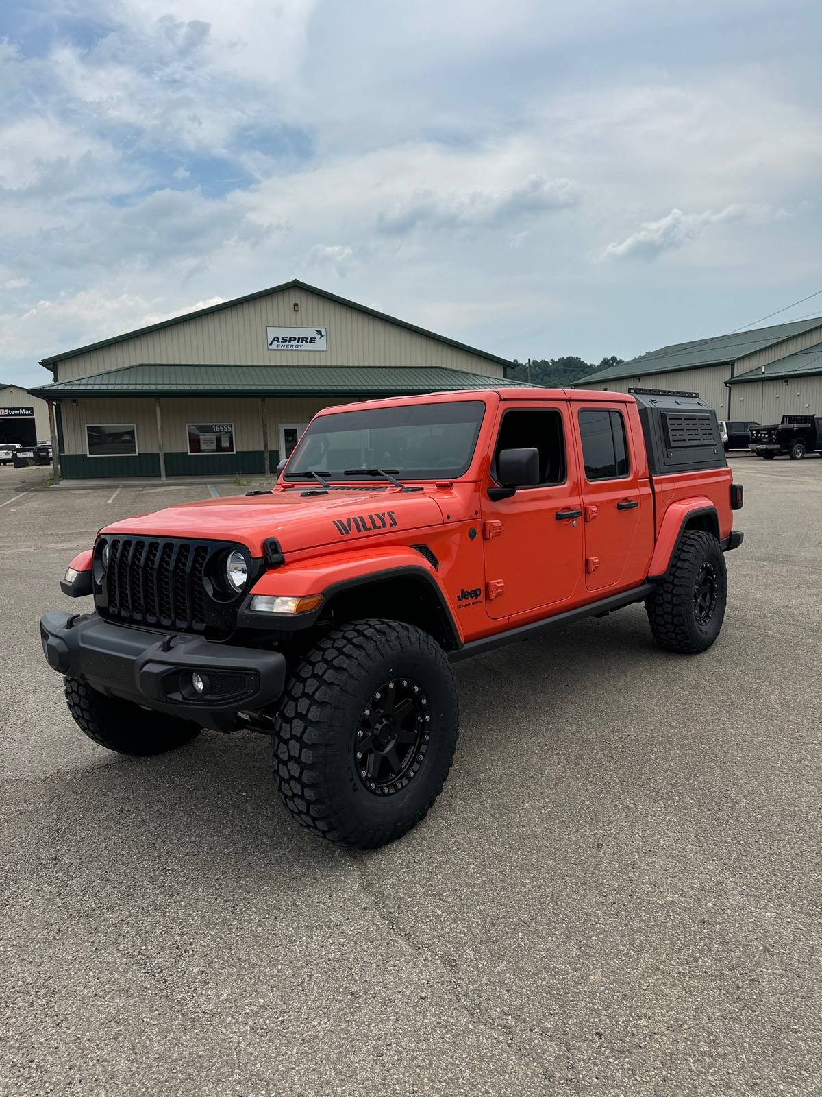 Jeep Gladiator Help with lift issue in rear - diesel gladiator IMG_2077