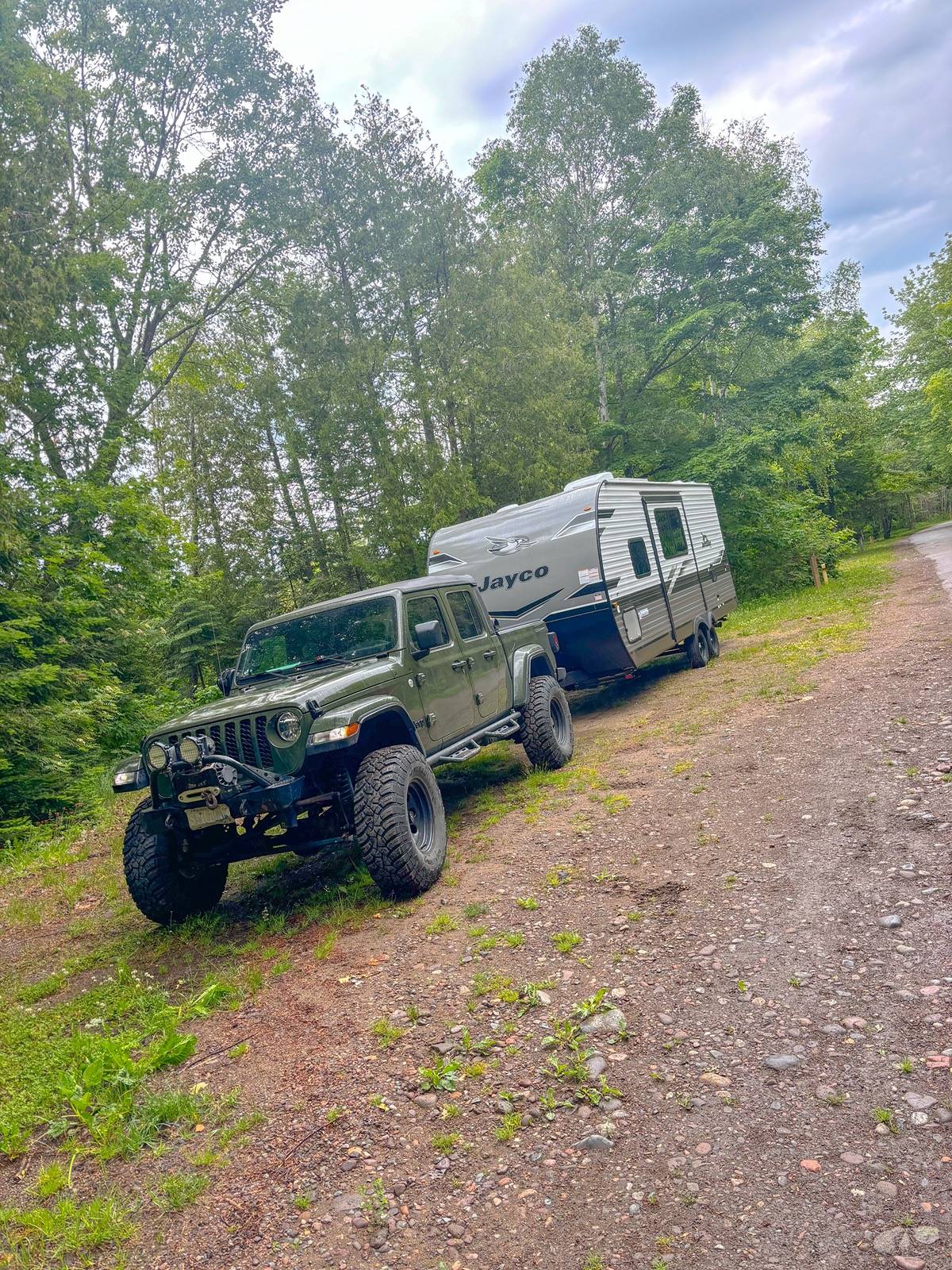 Jeep Gladiator Show us what camper / trailer / RV you're towing with your JT 8B35B53B-1935-4260-B7CB-3B3DFEC94C94