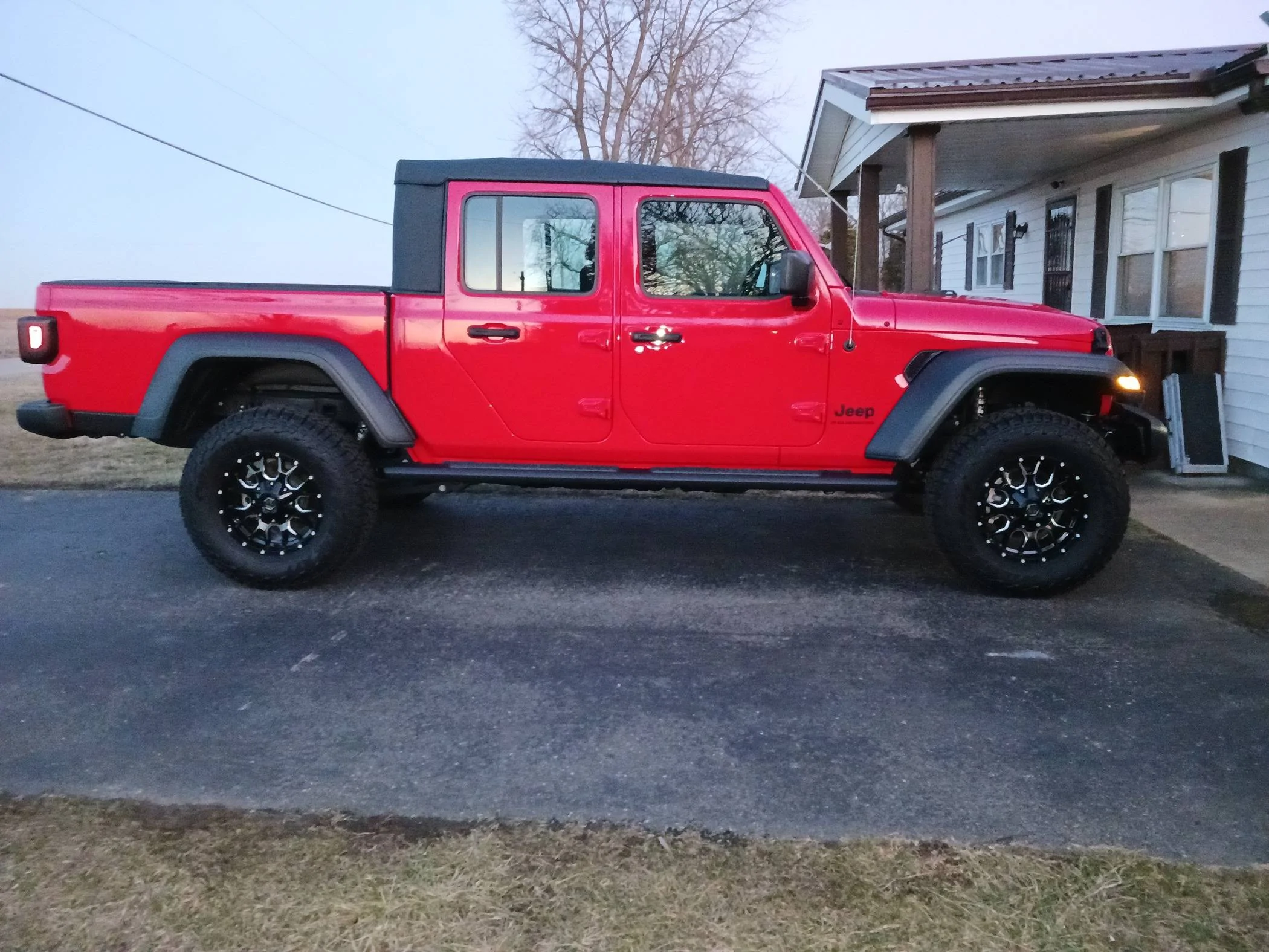 Jeep Gladiator FIRECRACKER RED Gladiator JT Club 20240206_181659