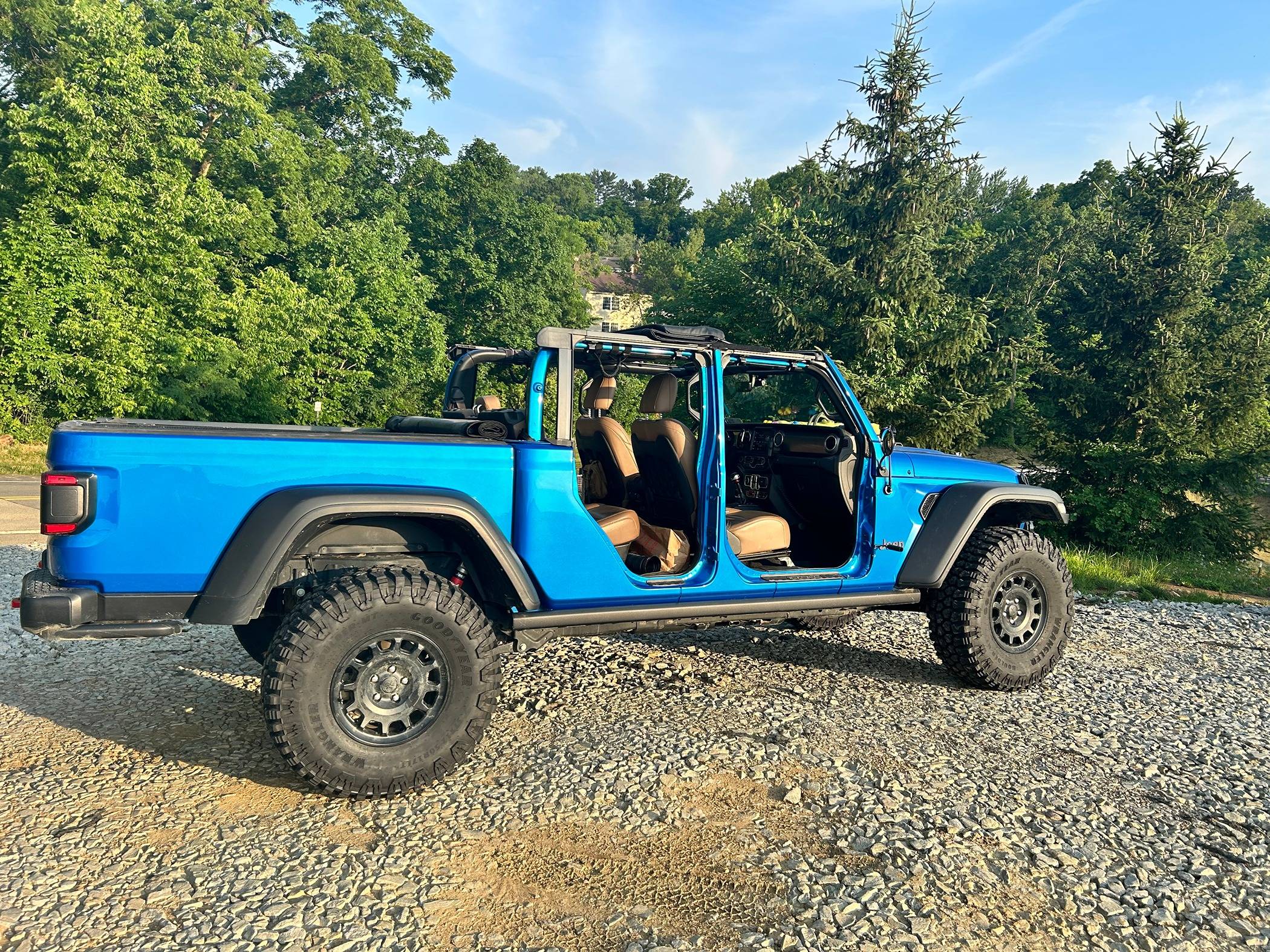 Jeep Gladiator Hydro Blue JTR 6spd Build Thread IMG_0083